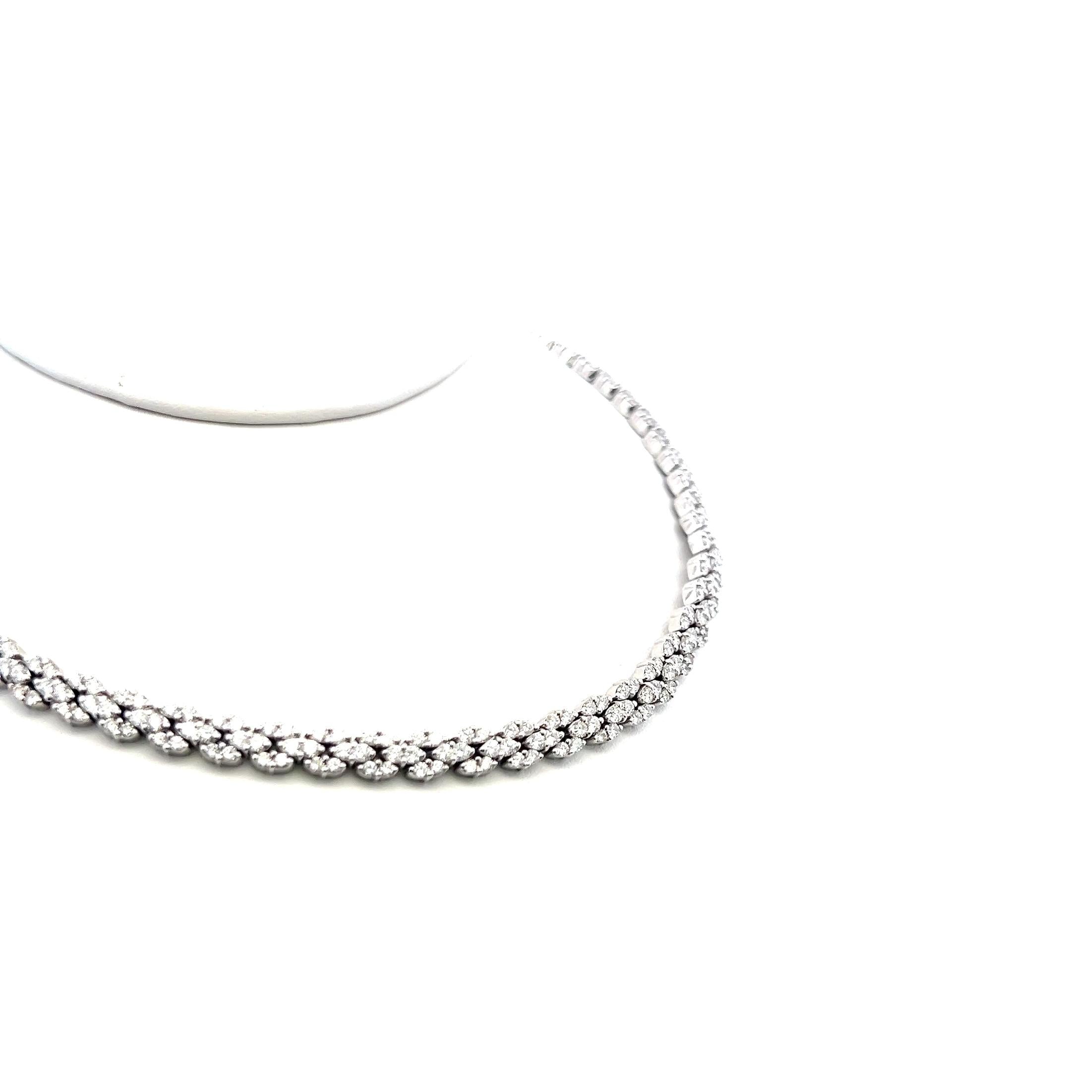 8.00 Carat Round Brilliant G VS Diamond 18 Karat White Gold Cluster Necklace
