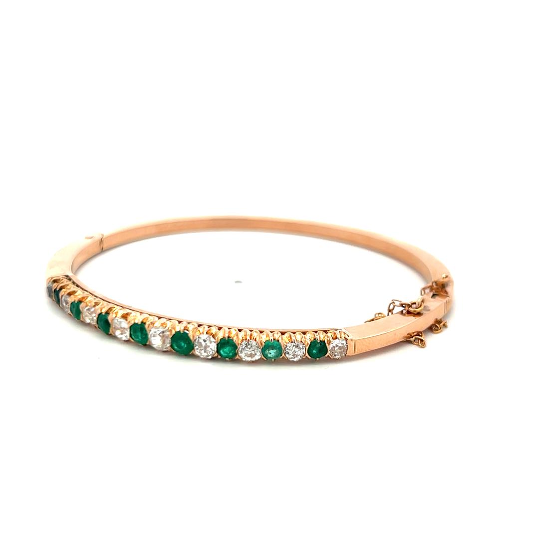 1.35 Carat Old European Diamond 1.20 Carat Emerald 18K Rose Gold Bangle Bracelet