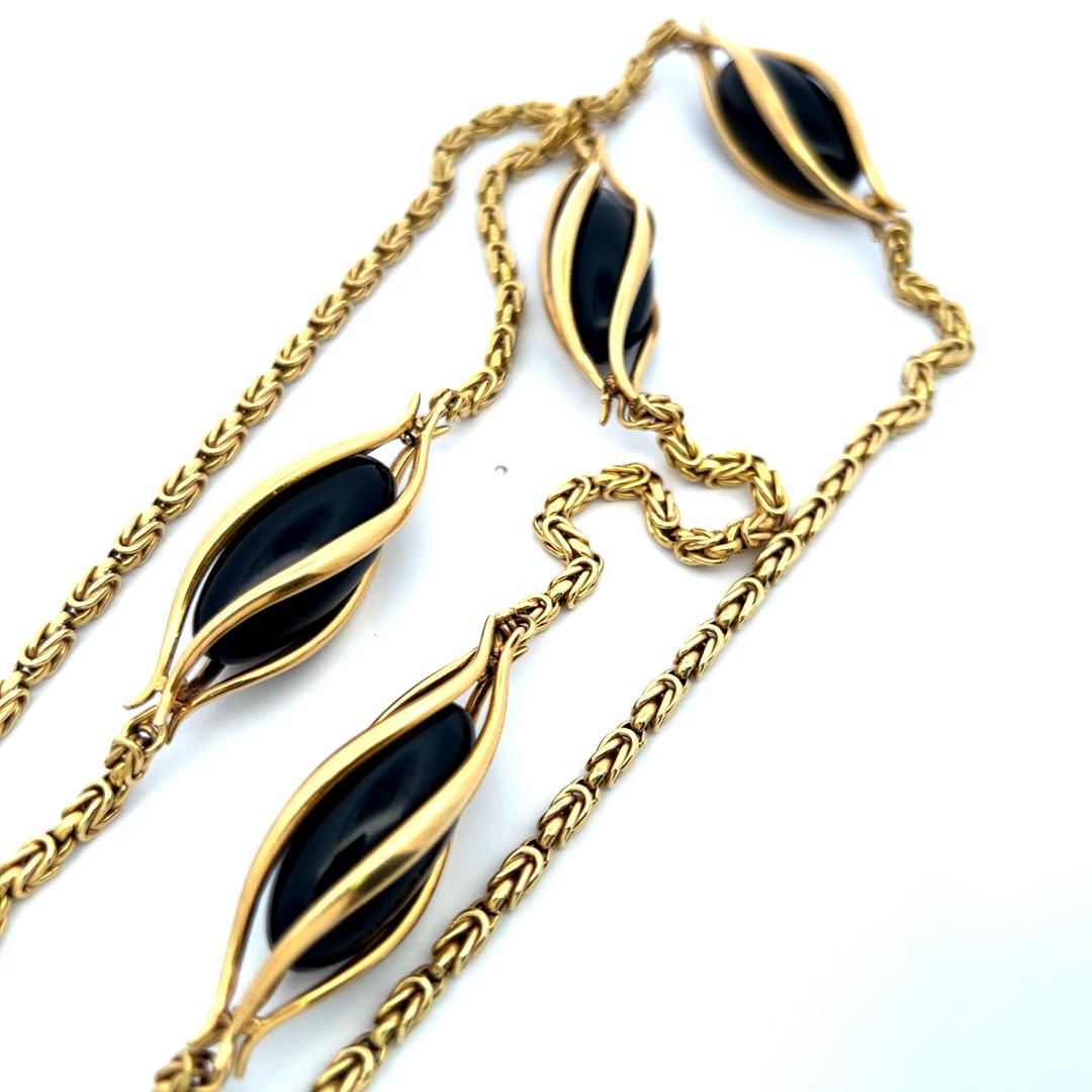 Vintage 18K Yellow Gold Chain Necklace with 25.7x11.3 MM Onyx Stones