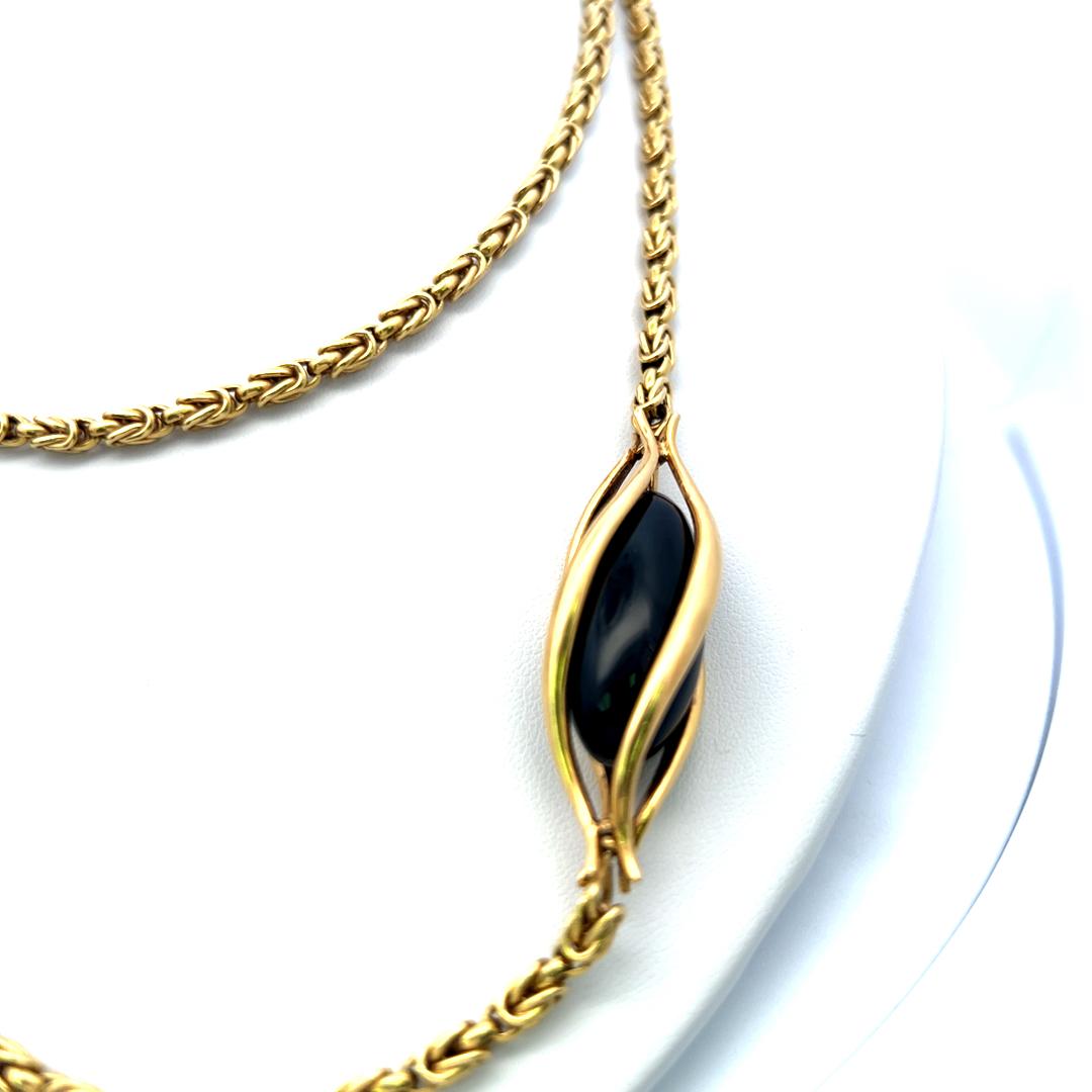 Vintage 18K Yellow Gold Chain Necklace with 25.7x11.3 MM Onyx Stones