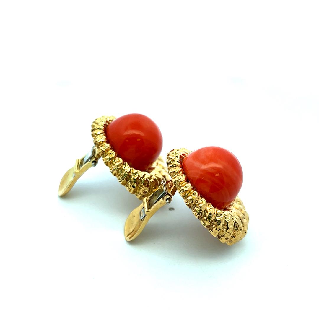 15.3-15.7MM Red Coral 18 Karat Yellow Gold Clip On Earrings