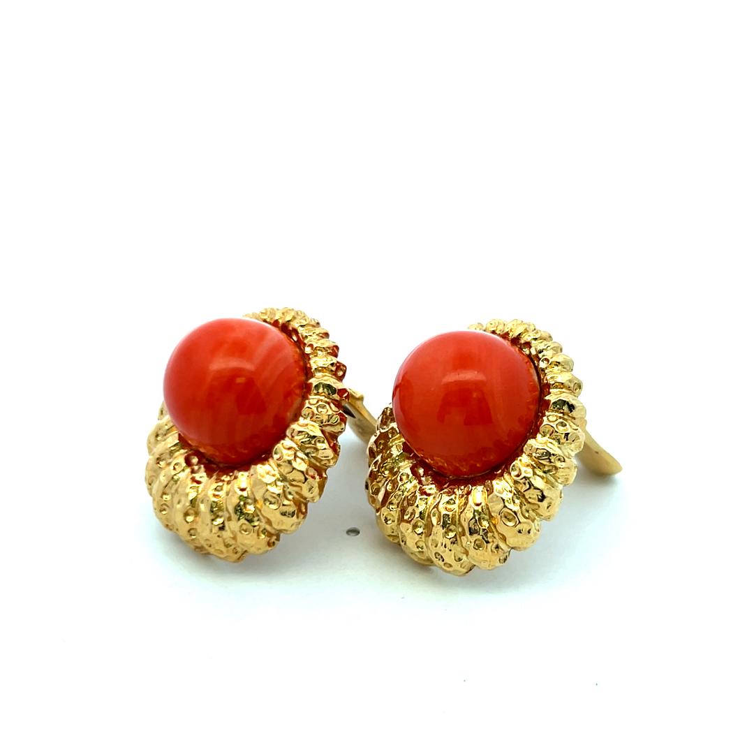 15.3-15.7MM Red Coral 18 Karat Yellow Gold Clip On Earrings