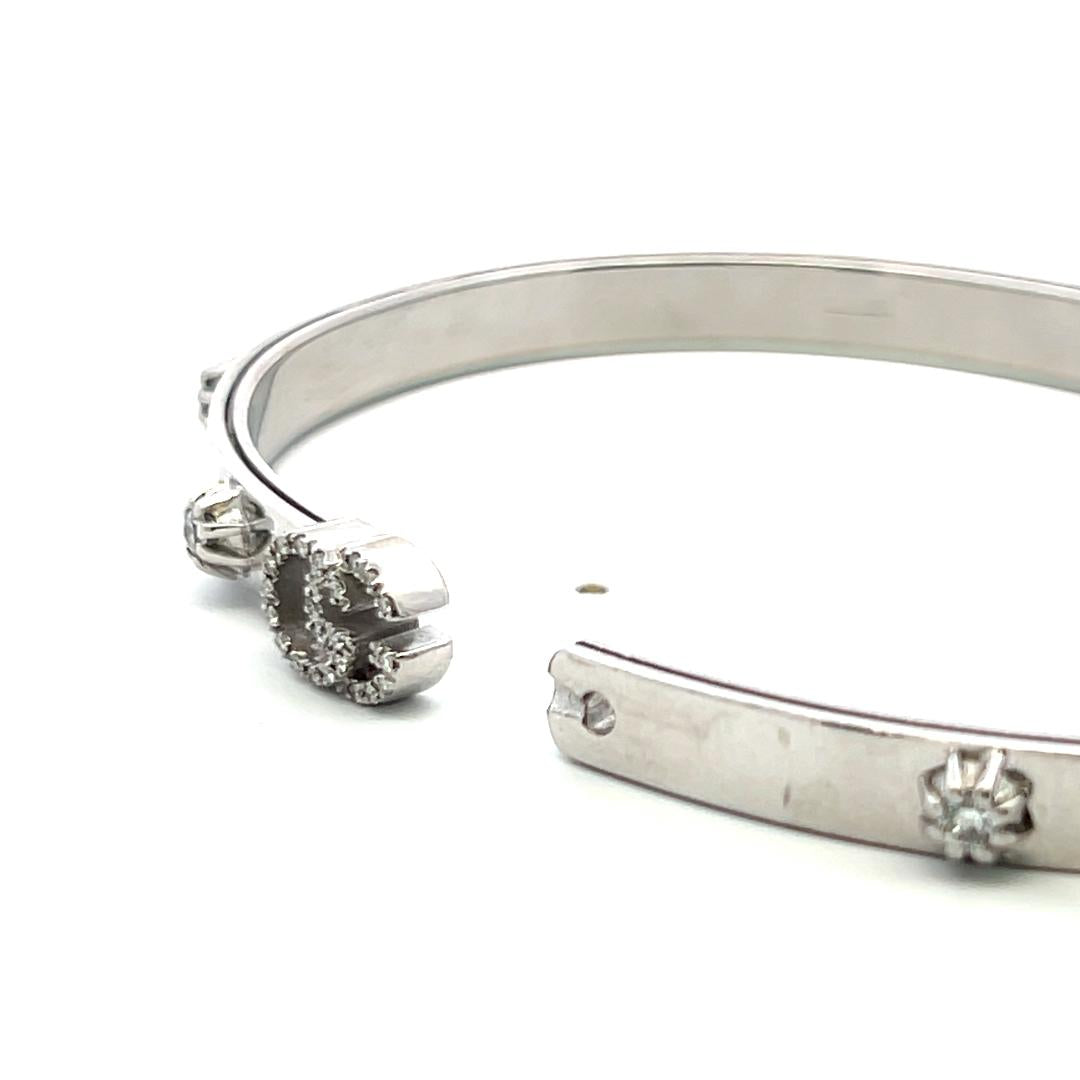 Gucci Vintage 18K White Gold Bangle Bracelet with 1.50 Carat F-VS Diamond