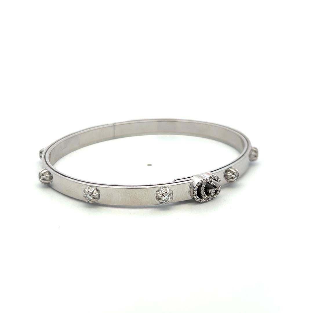 Gucci Vintage 18K White Gold Bangle Bracelet with 1.50 Carat F-VS Diamond