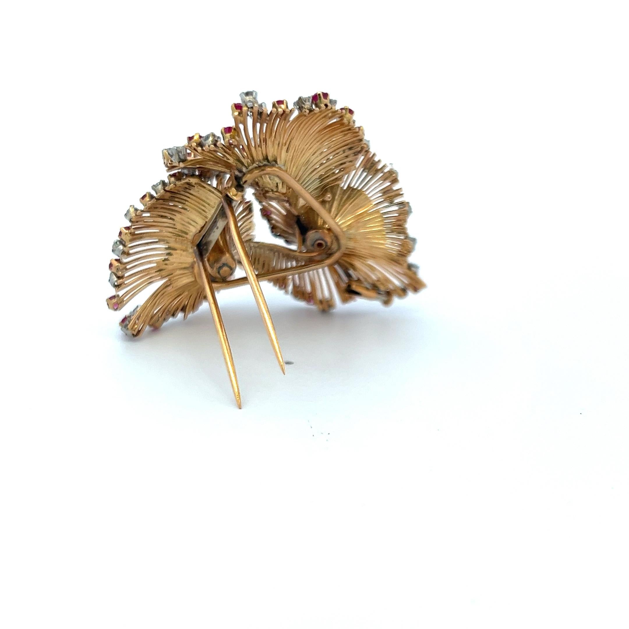 2.50 Carat Round Diamond 1.90 Carat Ruby 18 Karat Yellow Gold Pin Brooch