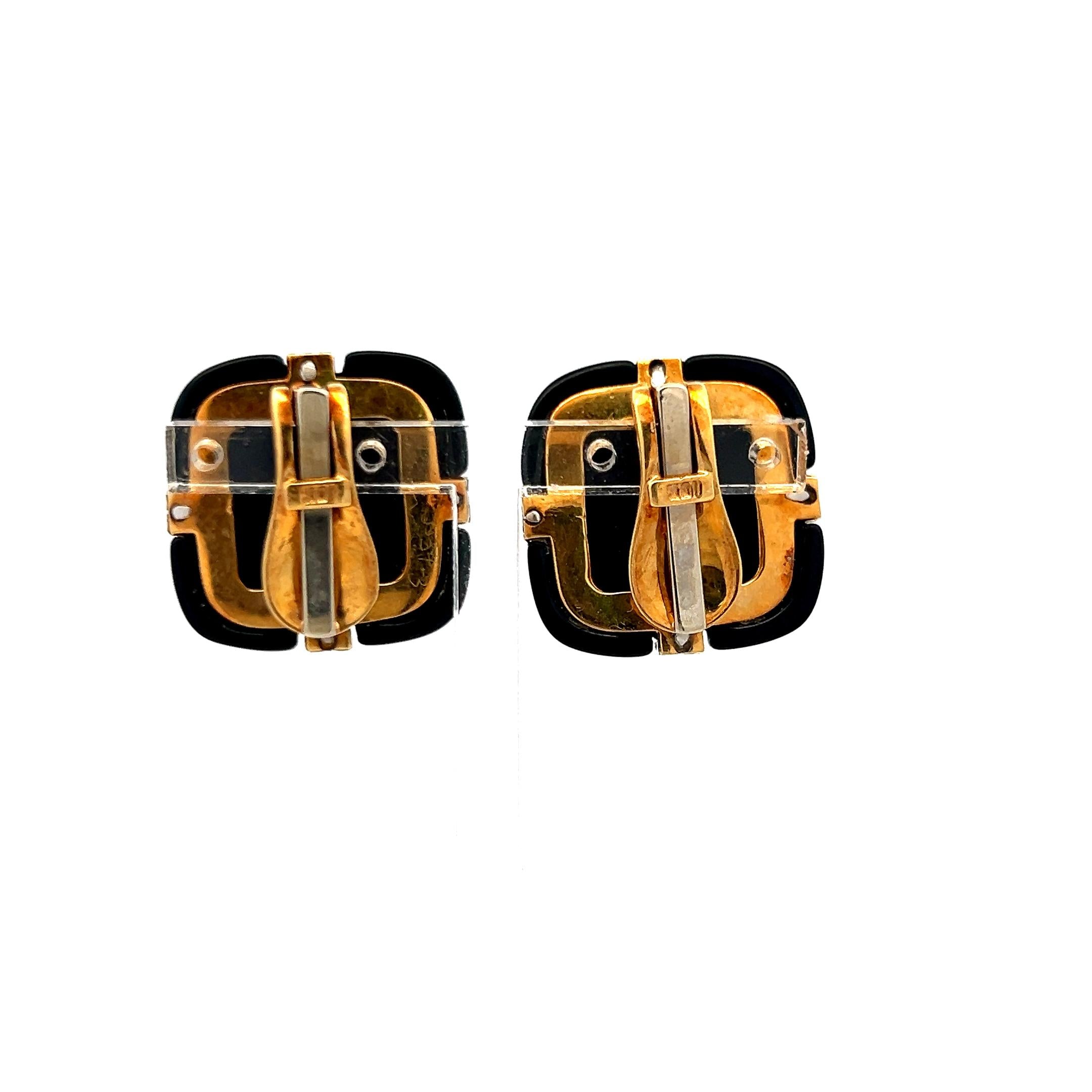 3.00 Carat Round Brilliant F VS Diamond 18 Karat Yellow Gold Clip On Earrings