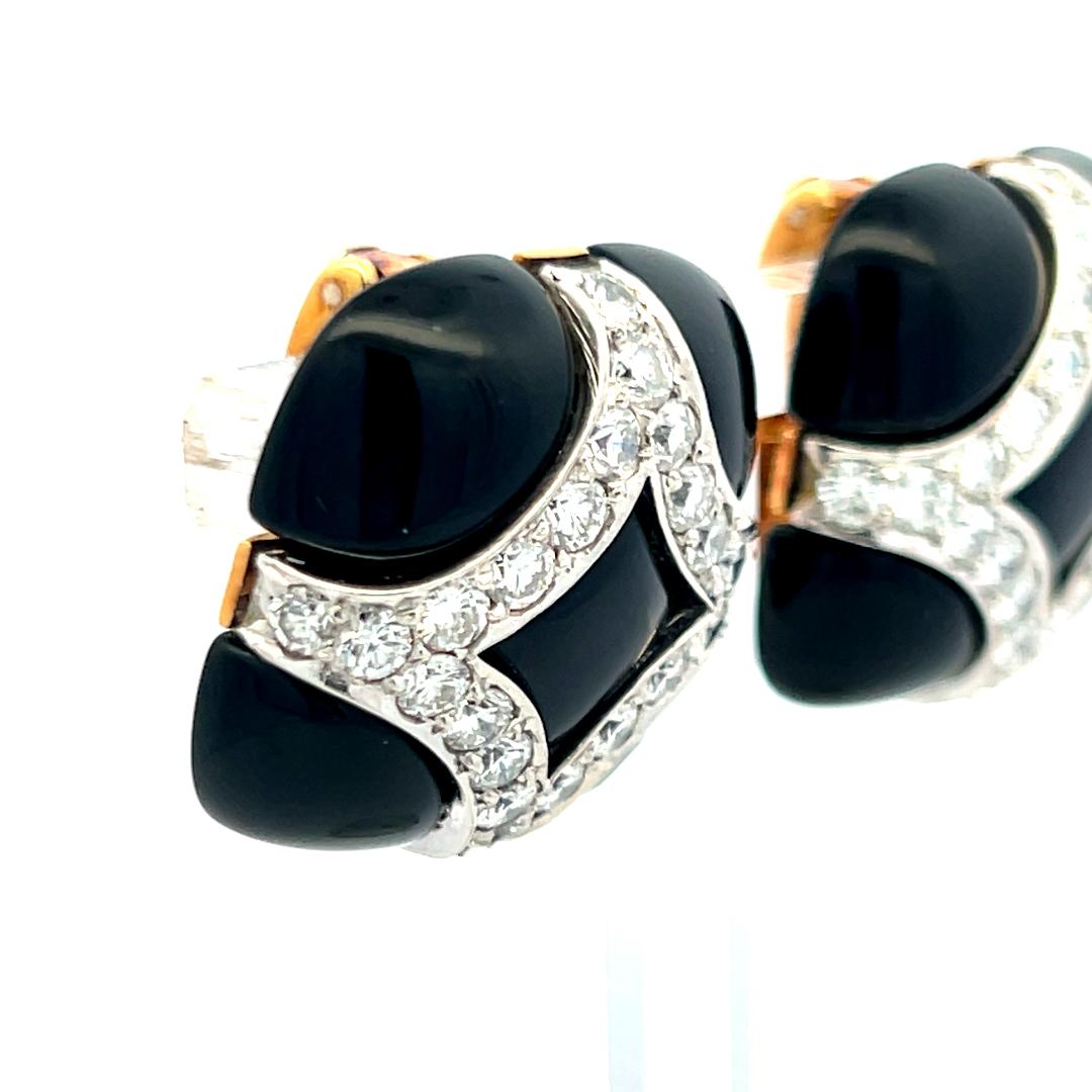 3.00 Carat Round Brilliant F VS Diamond 18 Karat Yellow Gold Clip On Earrings