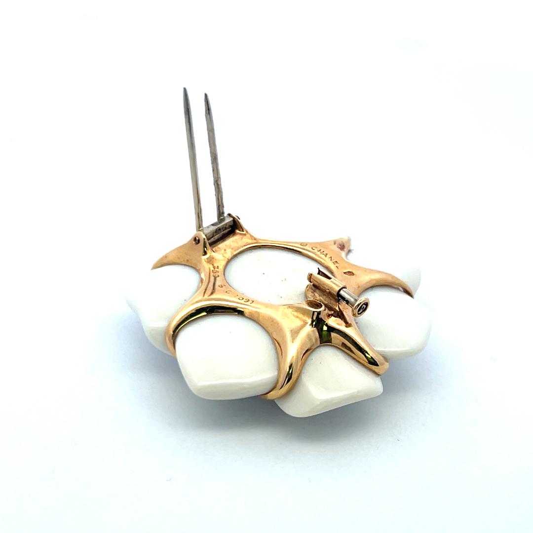 Chanel luxurious 18K Yellow Gold Camellia Pin Brooch 31.9 Grams 1.69*1.72*0.68IN