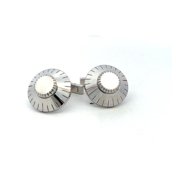 Cartier Vintage 25 Grams 18 Karat White Gold Locking Cufflinks 0.66-0.65 Inches