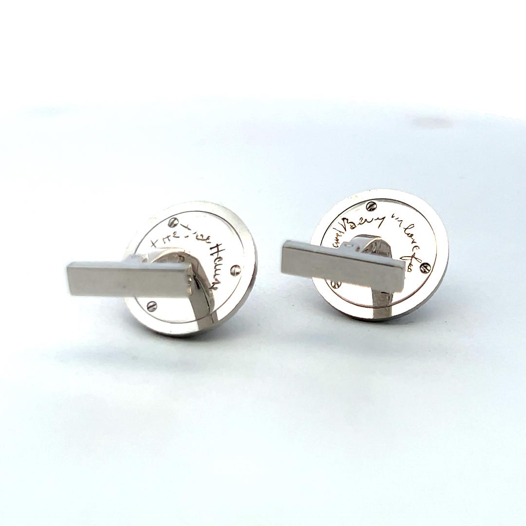 Cartier Vintage 25 Grams 18 Karat White Gold Locking Cufflinks 0.66-0.65 Inches