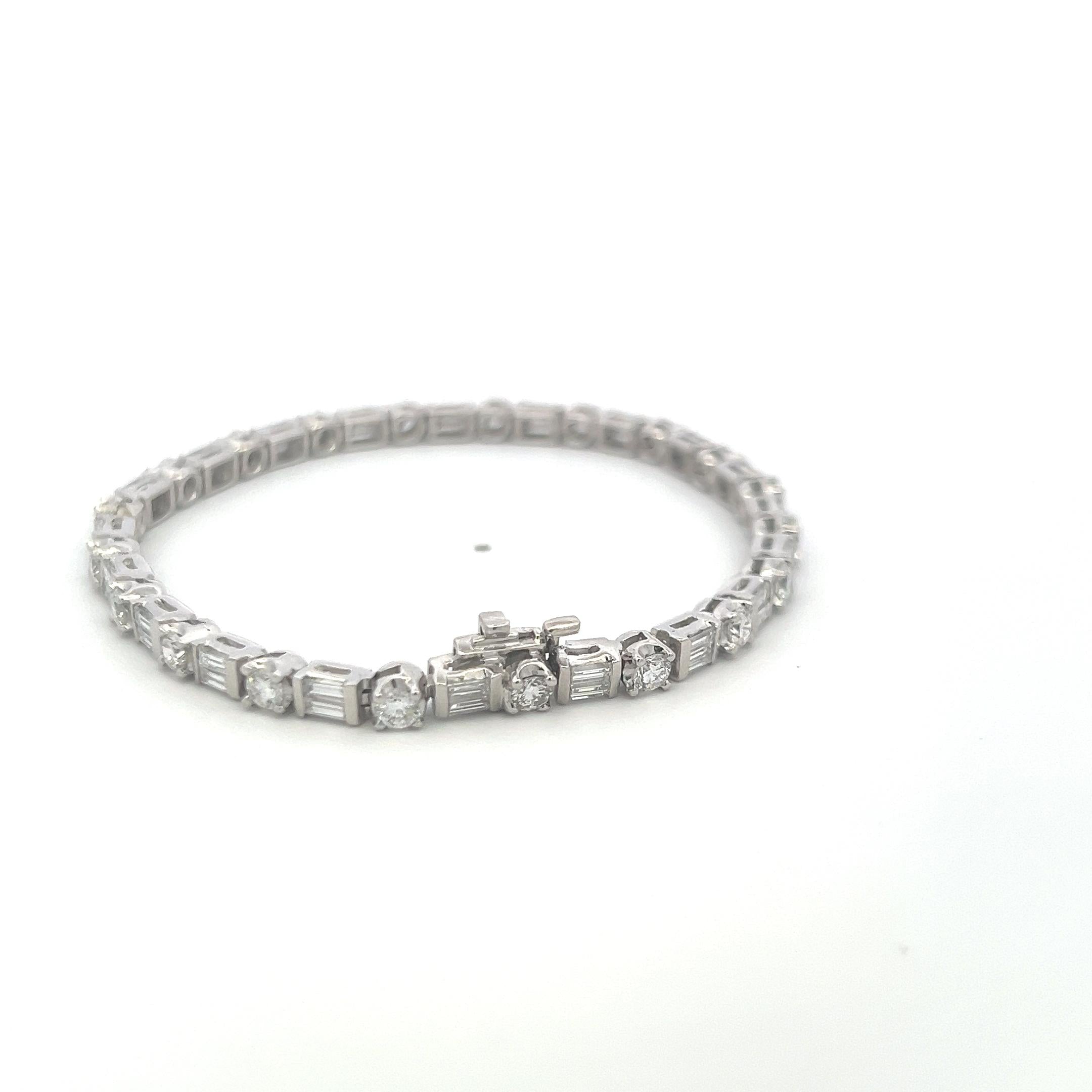 4.20ct Round Brilliant & Baguette Diamond Platinum Tennis Bracelet (F VS)