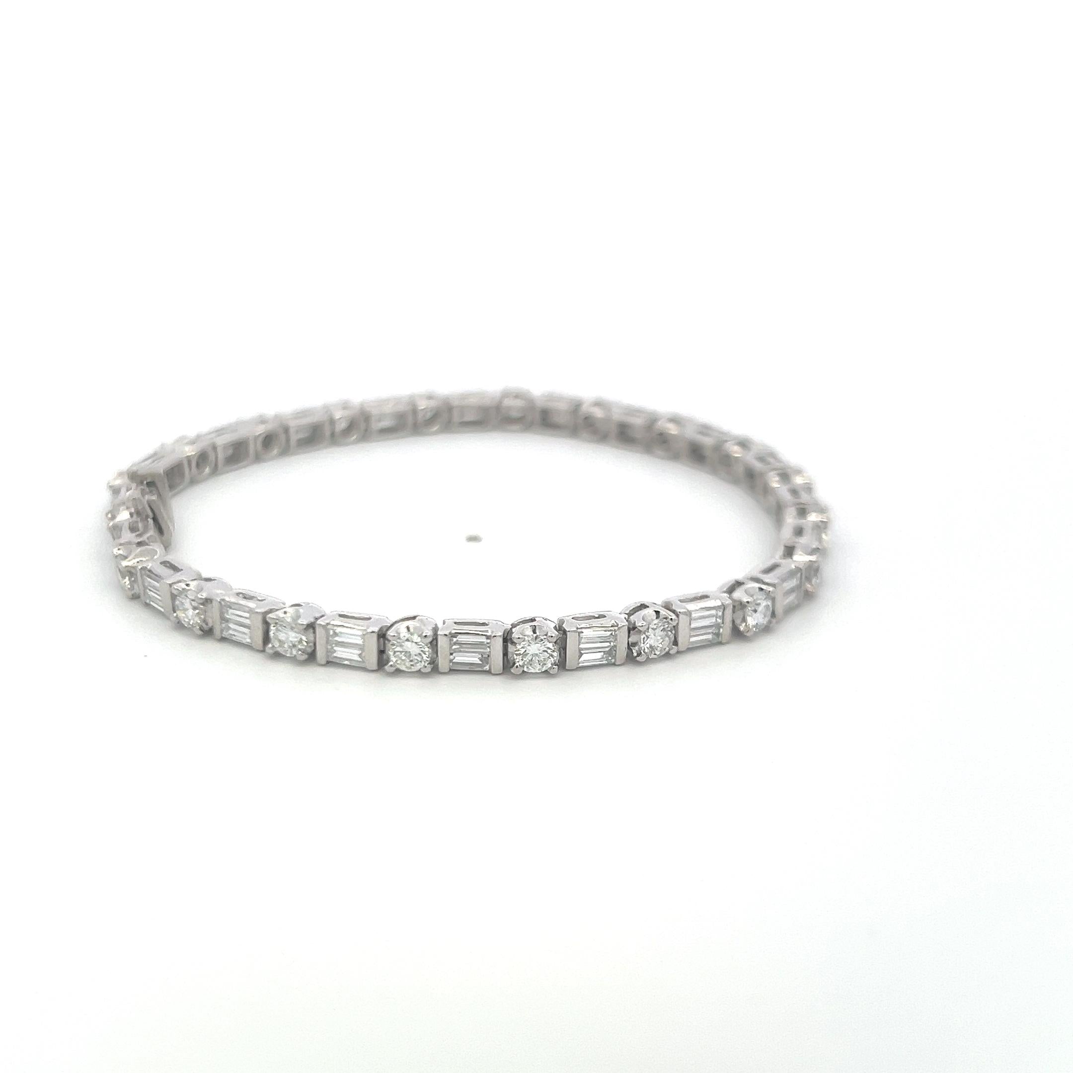 4.20ct Round Brilliant & Baguette Diamond Platinum Tennis Bracelet (F VS)