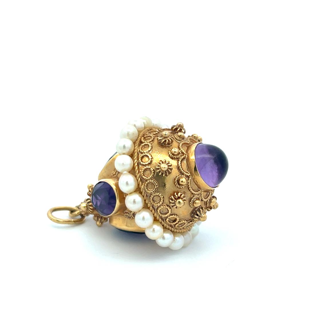 18K Yellow Gold Pendant with 9.72 - 7.14 MM Amethyst & 3.75 X 3.62 MM Pearls