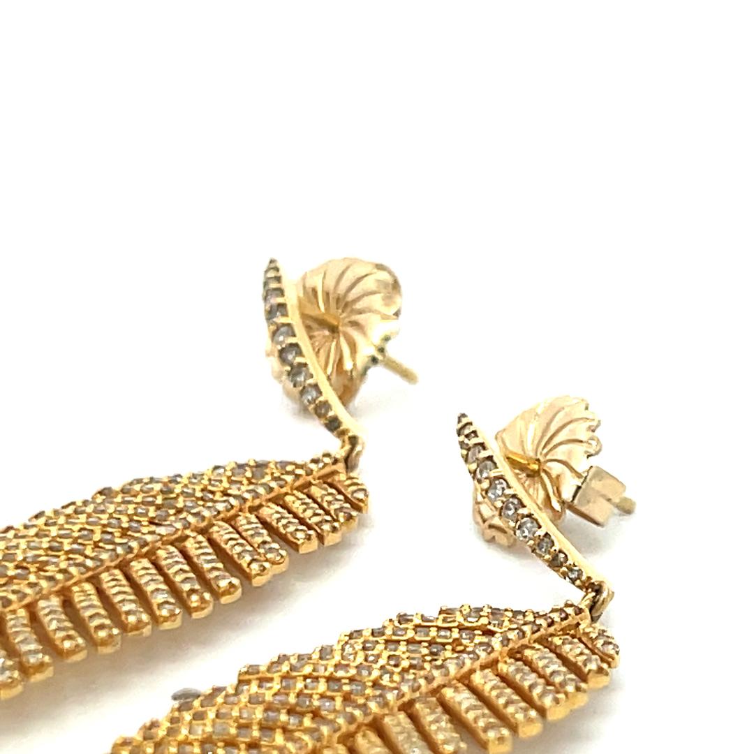 1.82ct Round Brilliant Diamond Dangling Earrings in 18K Yellow Gold (F VS)