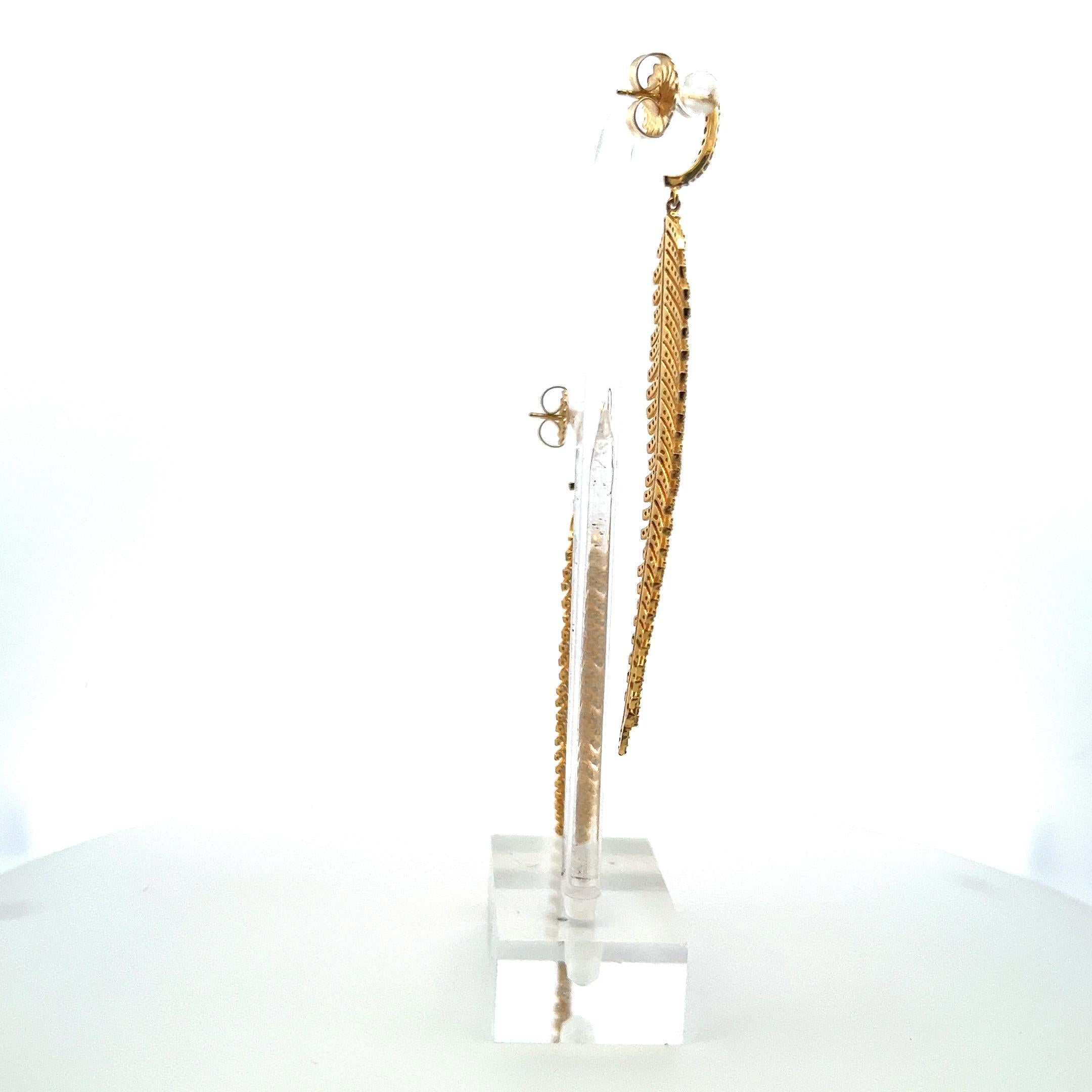 1.82ct Round Brilliant Diamond Dangling Earrings in 18K Yellow Gold (F VS)