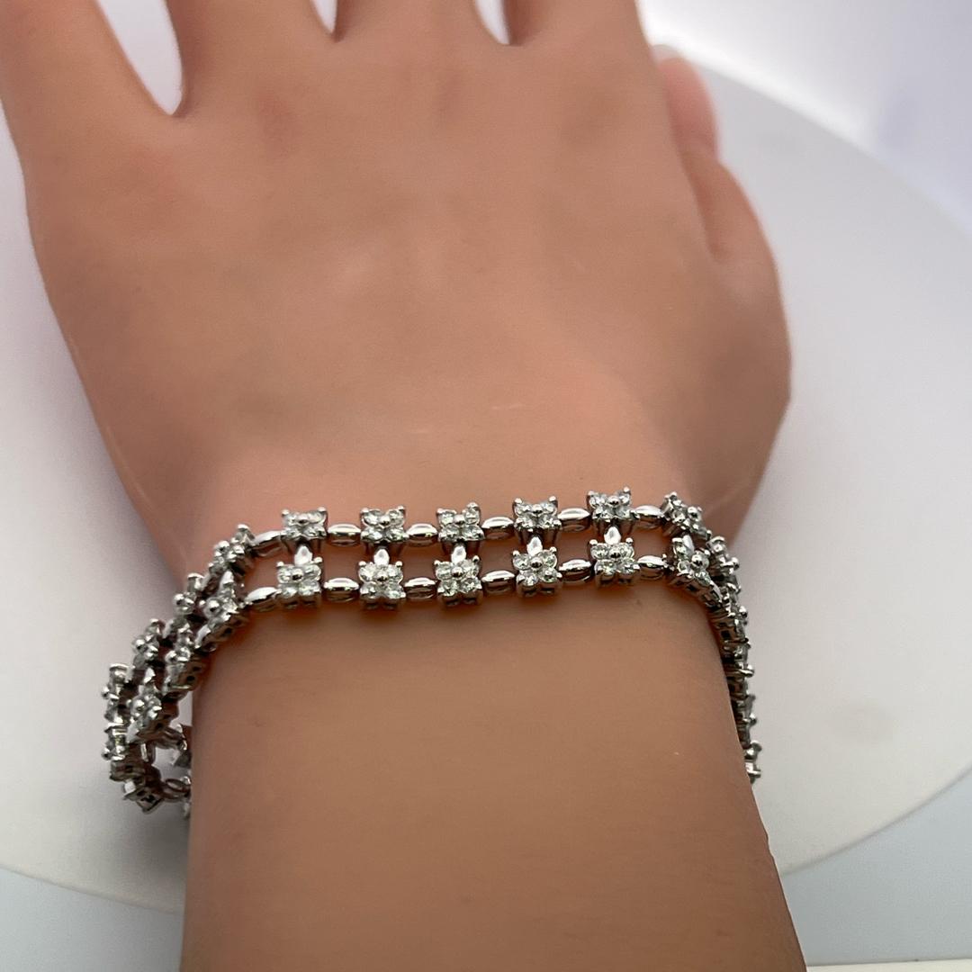 14K White Gold Link Bracelet with 4.5 Carat Round I-VS Diamonds