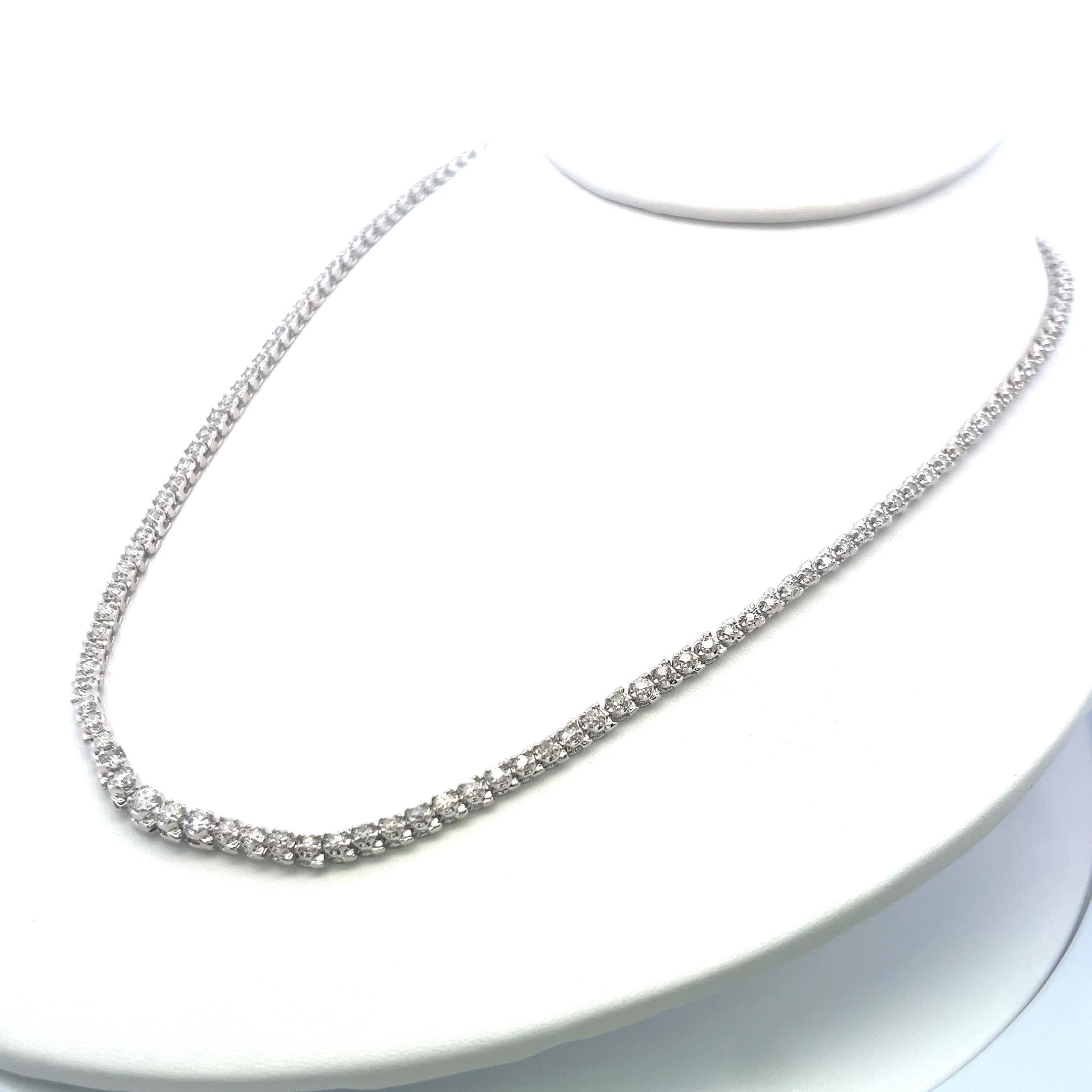 5.50ct Round Brilliant Diamond Riviera Necklace in 14K White Gold (I I1)
