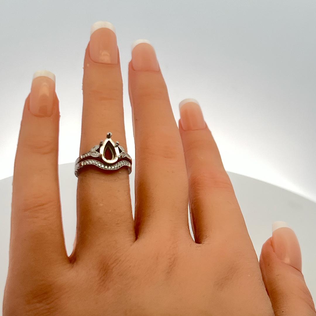 0.20 Carat Round Brilliant H SI Diamond 14 Karat White Gold Semi Mount Ring