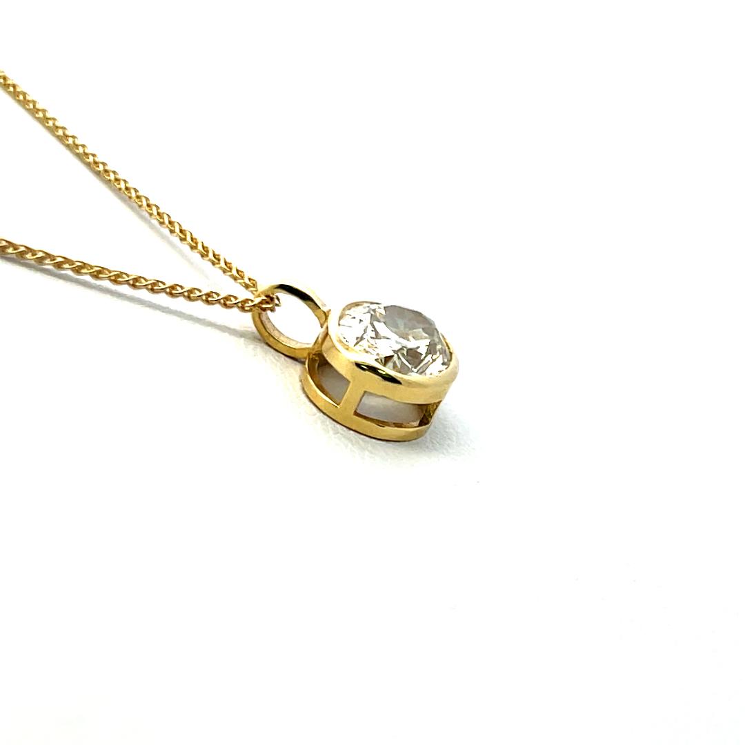14K Yellow Gold Pendant Necklace with 2.25 Carat Oval Diamond FBY-SI1 GIA