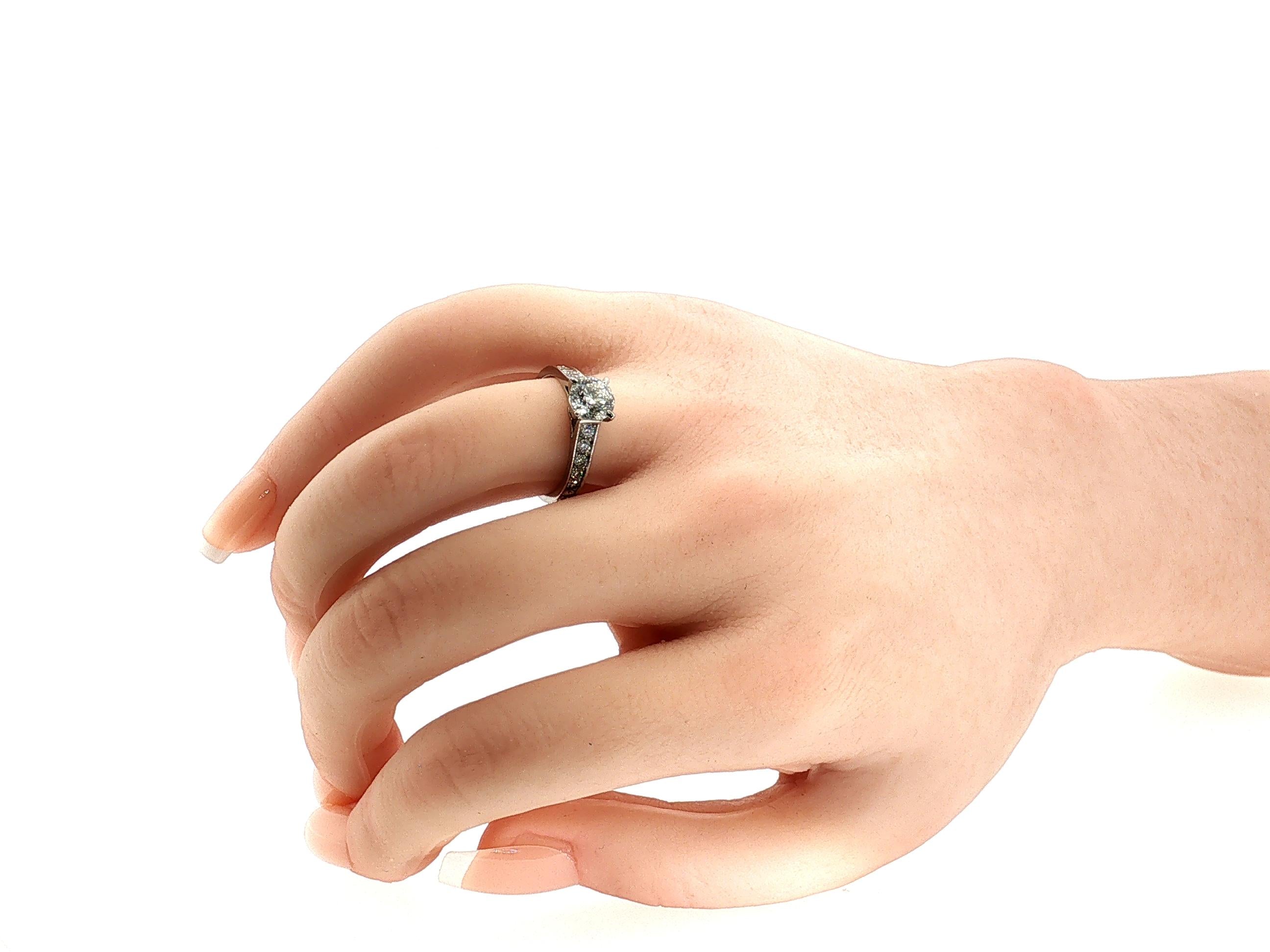 Cartier Platinum Engagement Ring with 1.64 Carat Round Diamonds F-VVS1 GIA