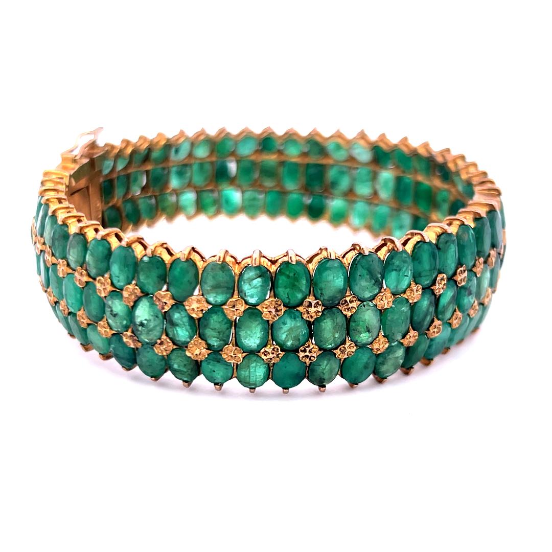 Estate 18K Yellow Gold Bangle Bracelet with 75 Carat Oval Shape Emeralds Size 7