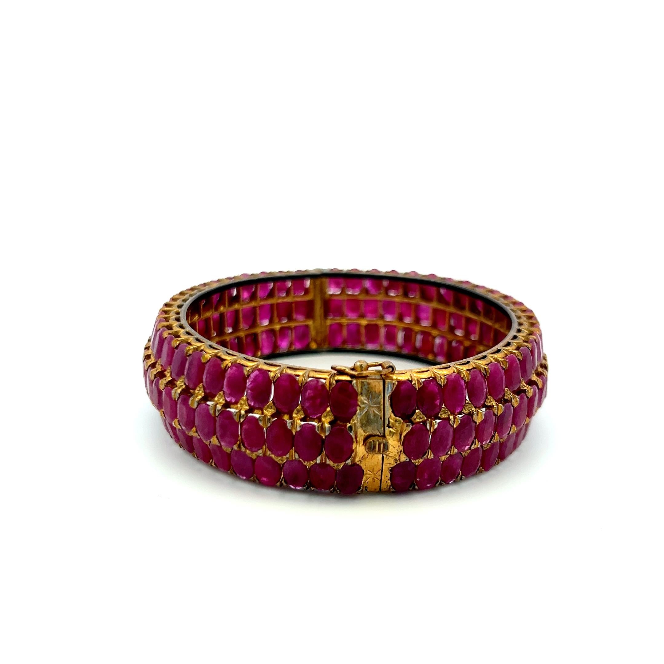 18K Yellow Gold Bangle Bracelet with 75 Carat Oval Rubies Gemstones Size 7