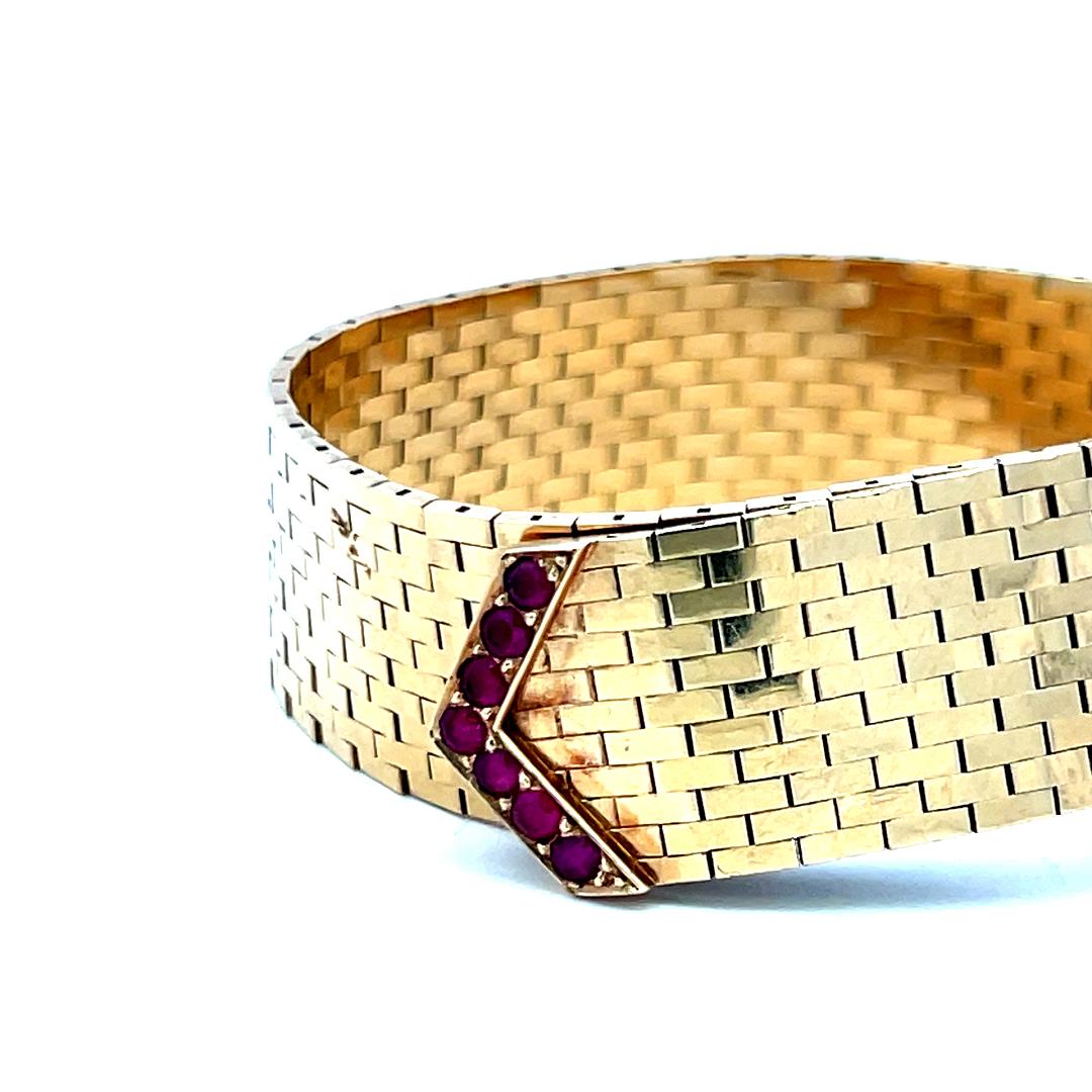 0.79ct Ruby & 0.09ct Round Brilliant Diamond Retro Bracelet in 14K Yellow Gold