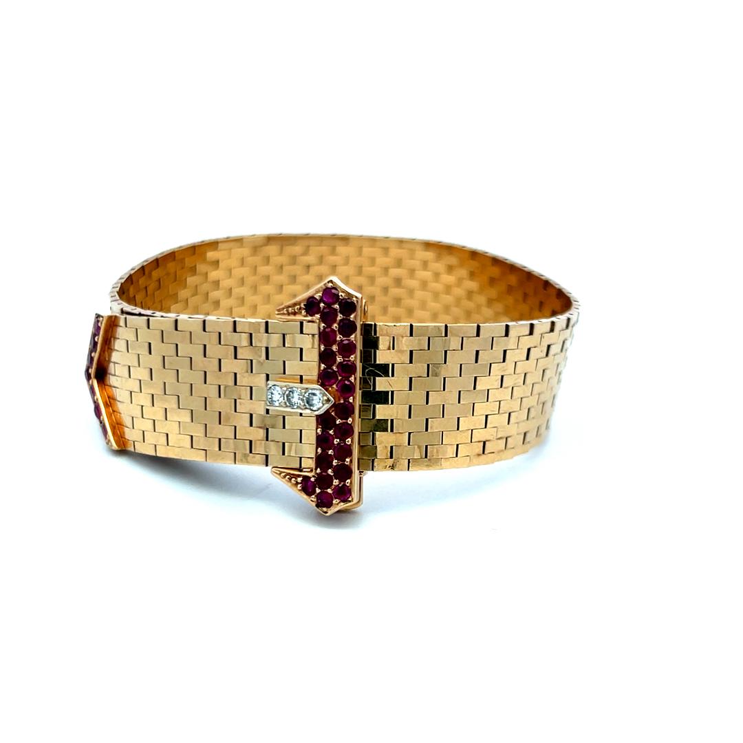 0.79ct Ruby & 0.09ct Round Brilliant Diamond Retro Bracelet in 14K Yellow Gold