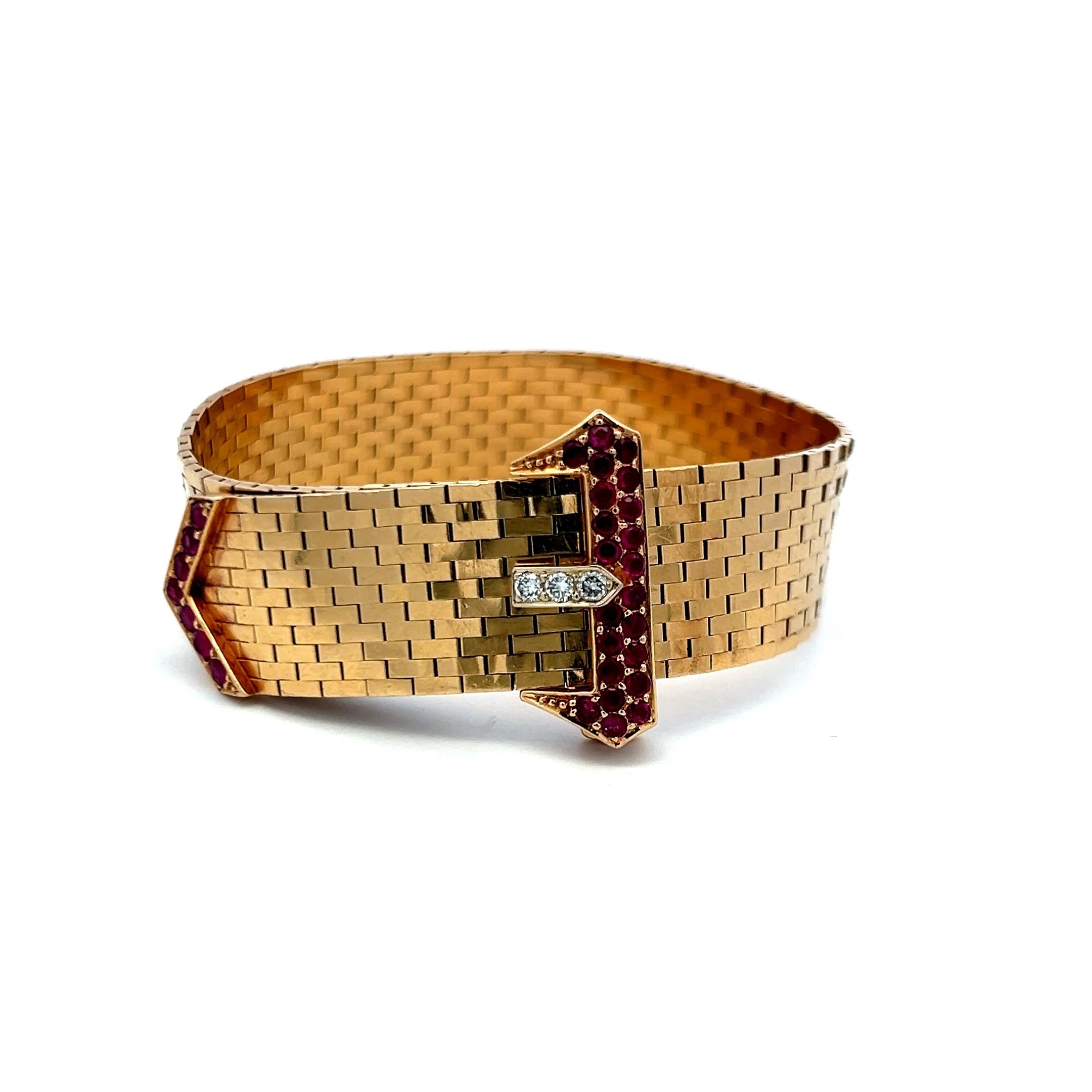 0.79ct Ruby & 0.09ct Round Brilliant Diamond Retro Bracelet in 14K Yellow Gold