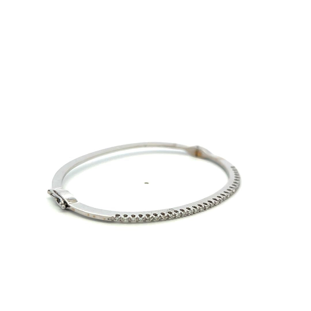 0.31ct Round Brilliant Diamond Bangle Bracelet in 18K White Gold (I SI)
