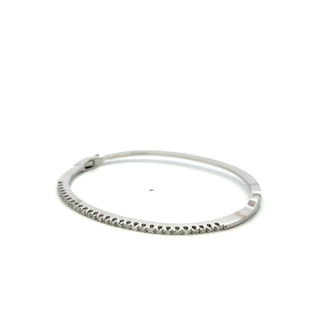 0.31ct Round Brilliant Diamond Bangle Bracelet in 18K White Gold (I SI)