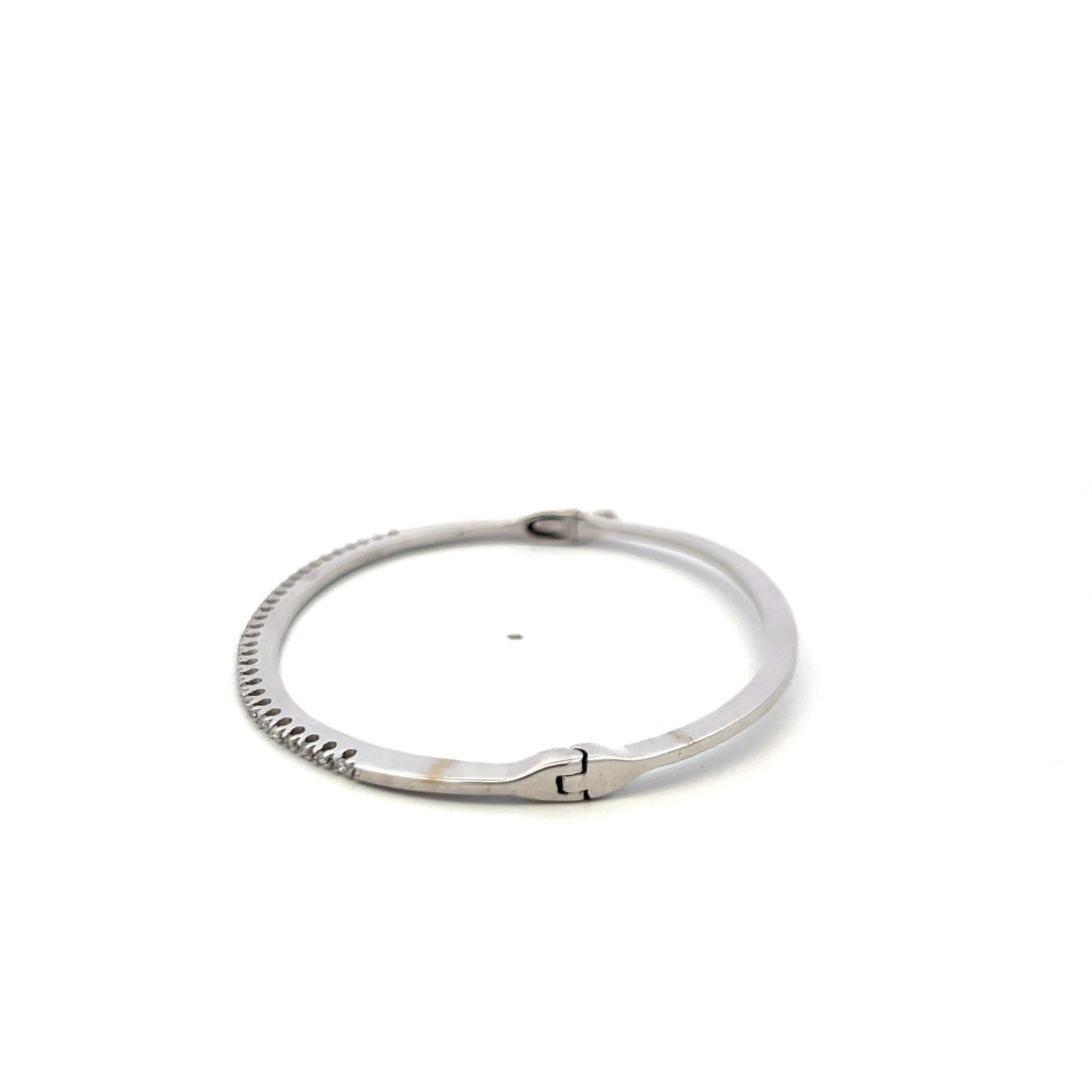 0.31ct Round Brilliant Diamond Bangle Bracelet in 18K White Gold (I SI)