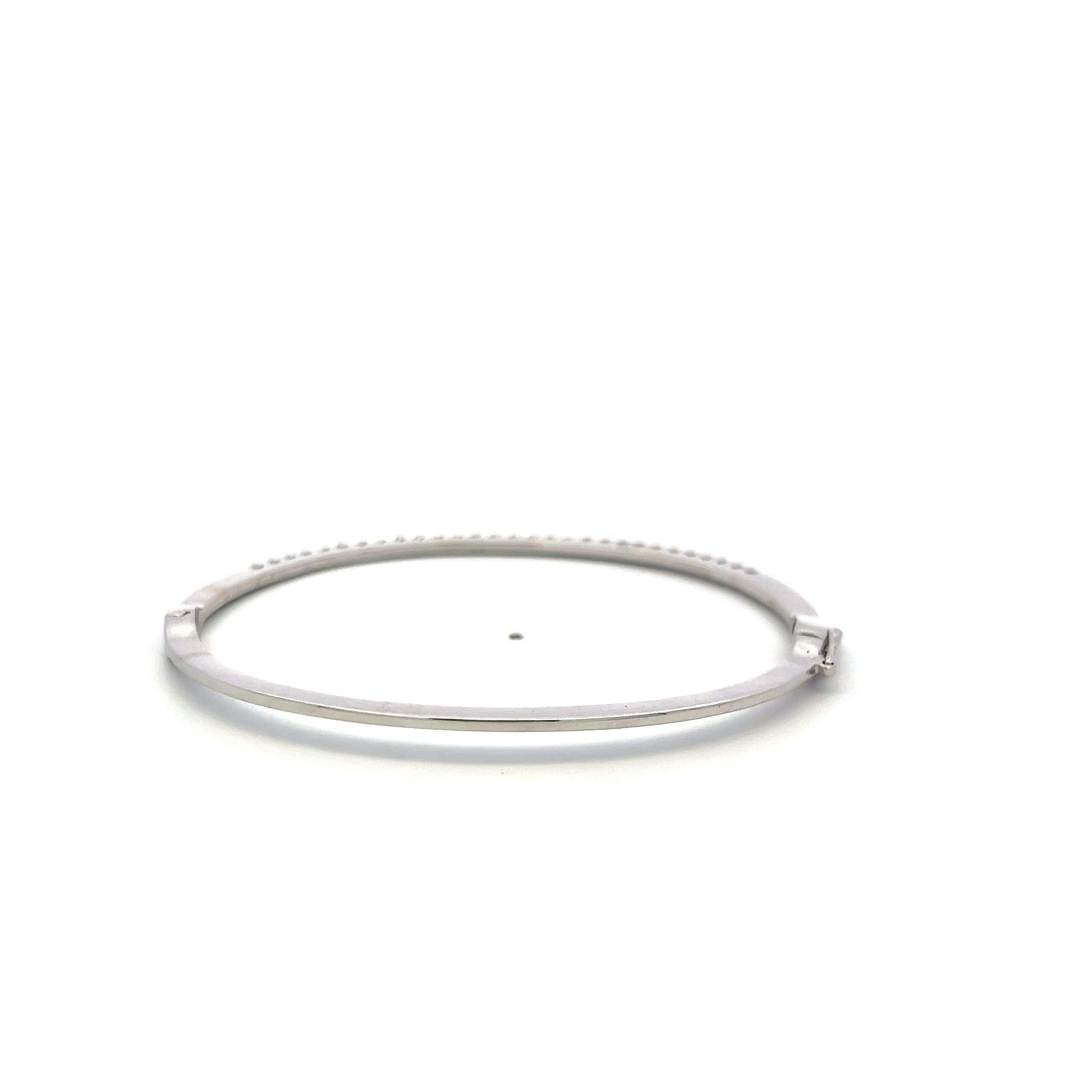 0.31ct Round Brilliant Diamond Bangle Bracelet in 18K White Gold (I SI)