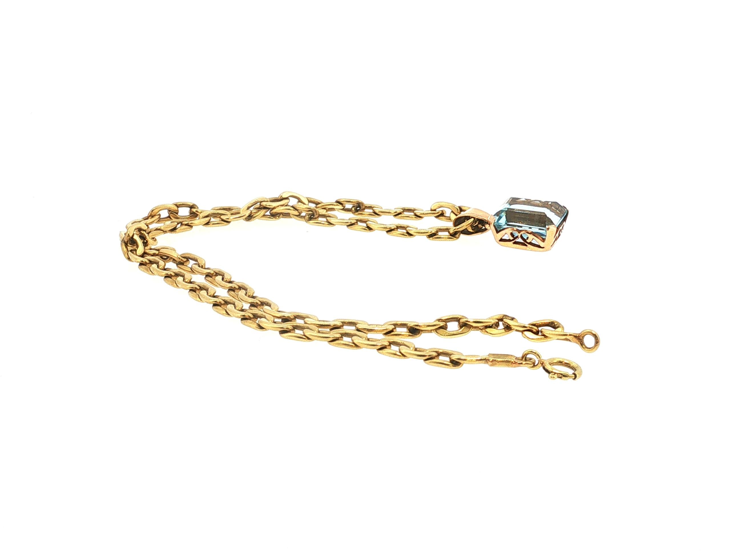 Vintage 18K Two Tone Gold Pendant Necklace with 10.93 Carat Aqua Marine 16 Inch