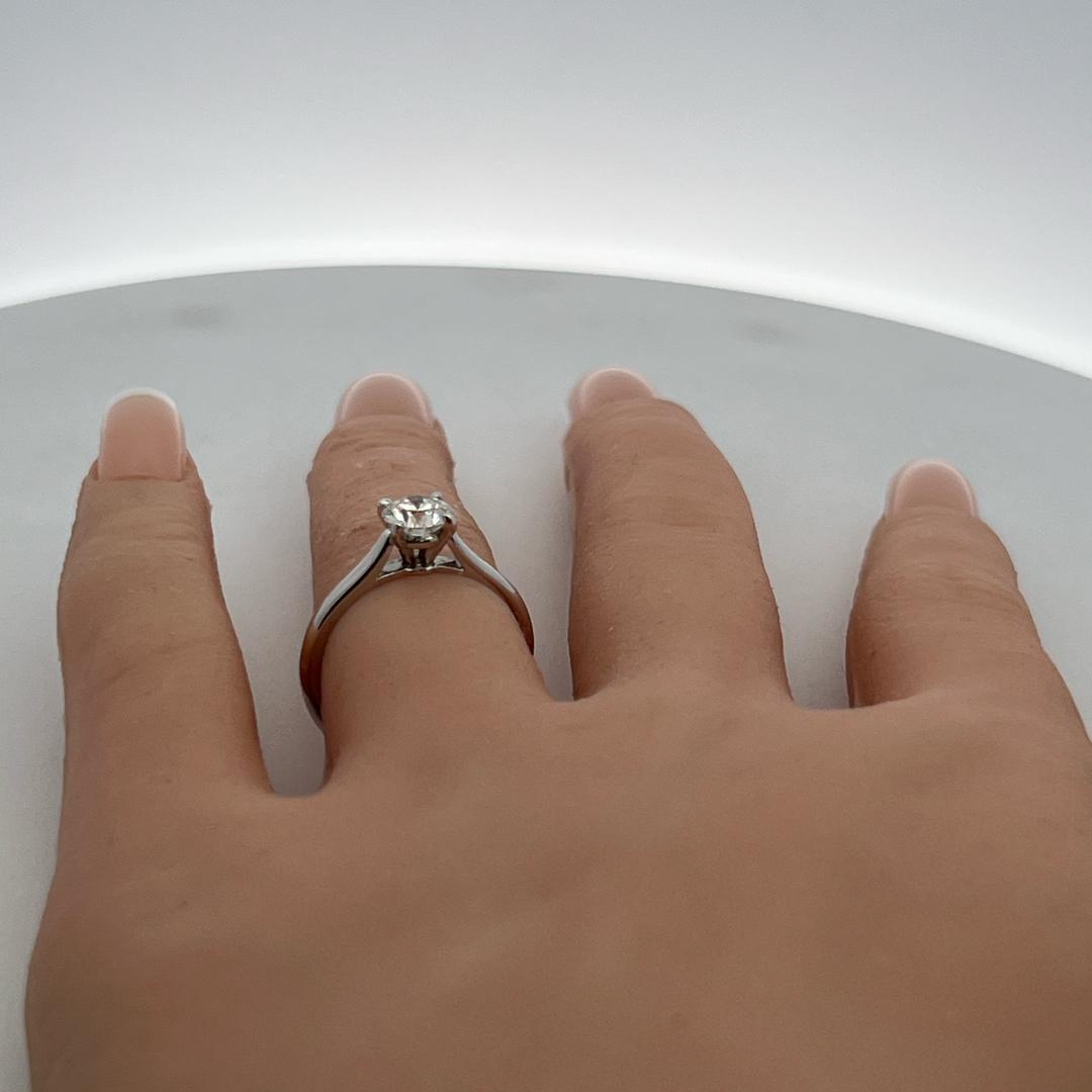 Cartier Platinum Engagement Ring with 0.74 Carat Round Diamond G VVS2 GIA