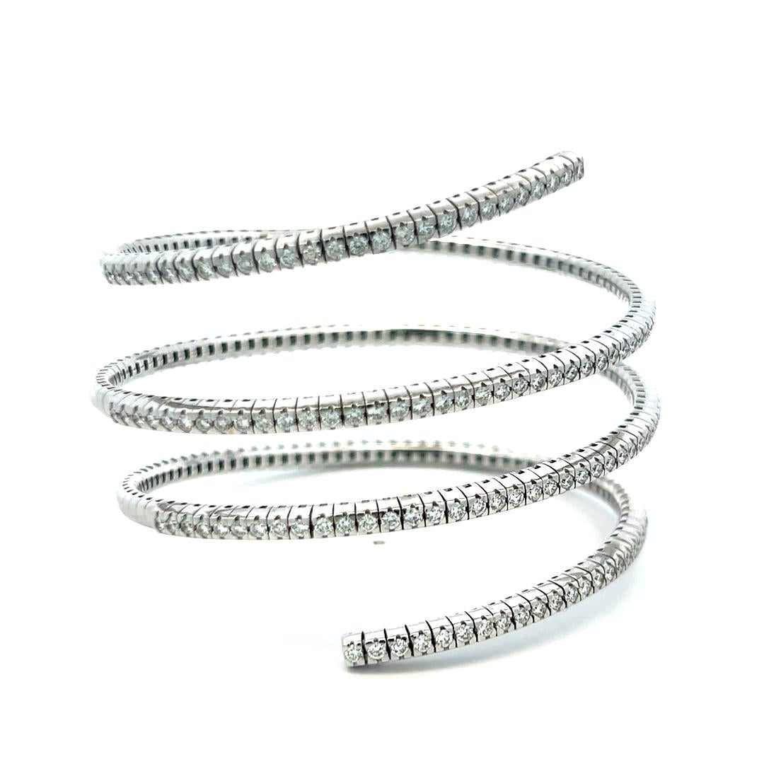 Vintage 18K Yellow Gold Coil Bracelet with 2.6 Carat Round F VS Diamonds