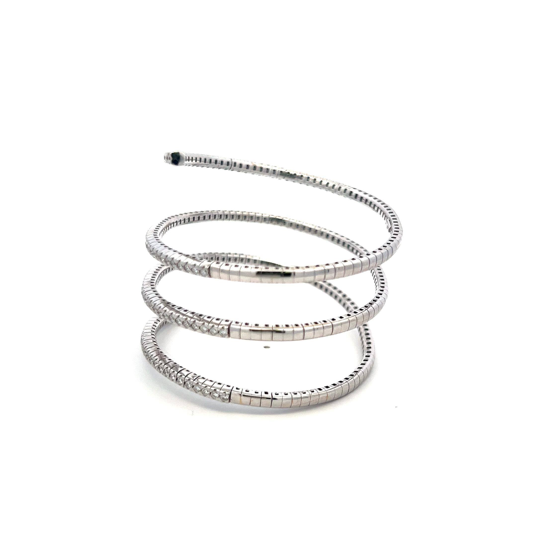 Vintage 18K Yellow Gold Coil Bracelet with 2.6 Carat Round F VS Diamonds