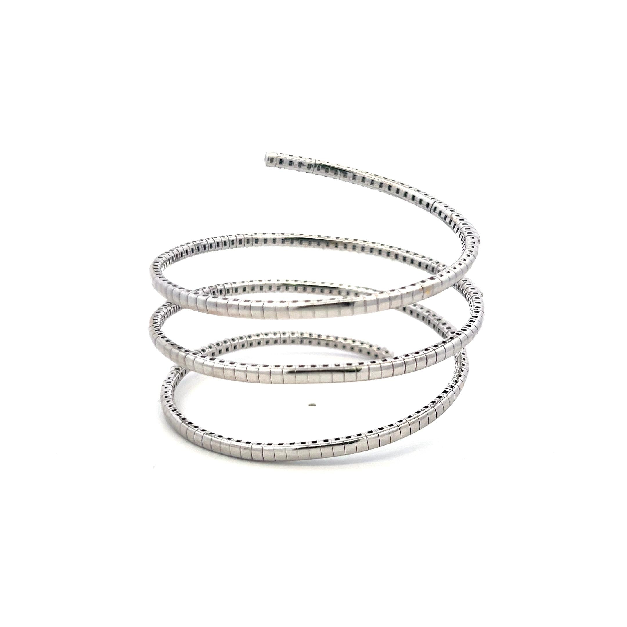 Vintage 18K Yellow Gold Coil Bracelet with 2.6 Carat Round F VS Diamonds
