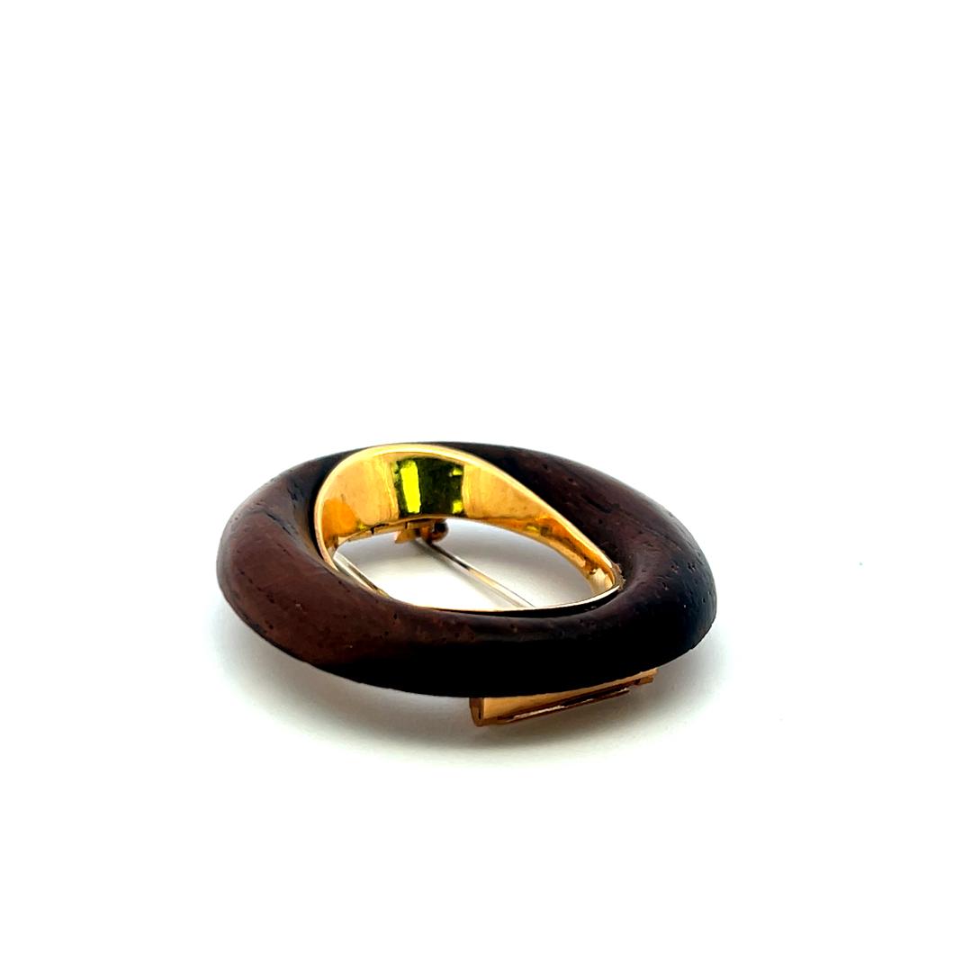 Van Cleef & Arpels 18K Yellow Gold and Wood Vintage Oval Pin Brooch