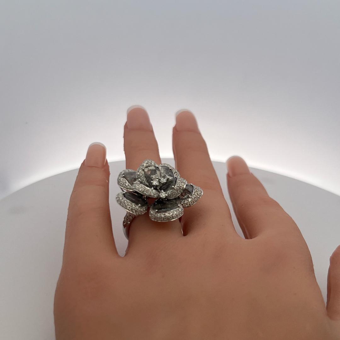 10.75ct Round Brilliant Diamond Flower Cocktail Ring in 18K White Gold (G SI)