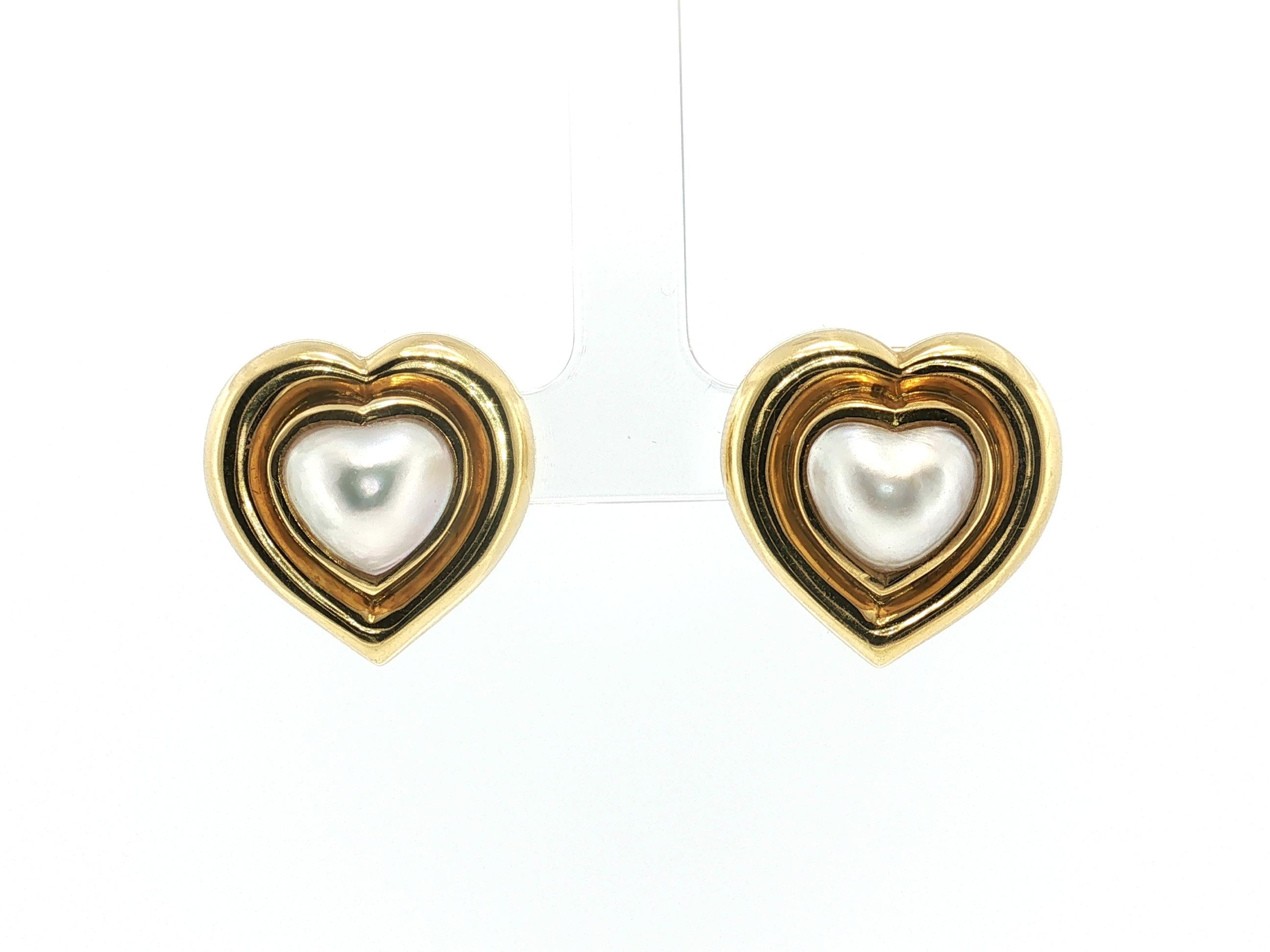 Tiffany & Co 18 Karat Yellow Gold Stud Earrings 22.9 Grams with 9.45mm Pearl