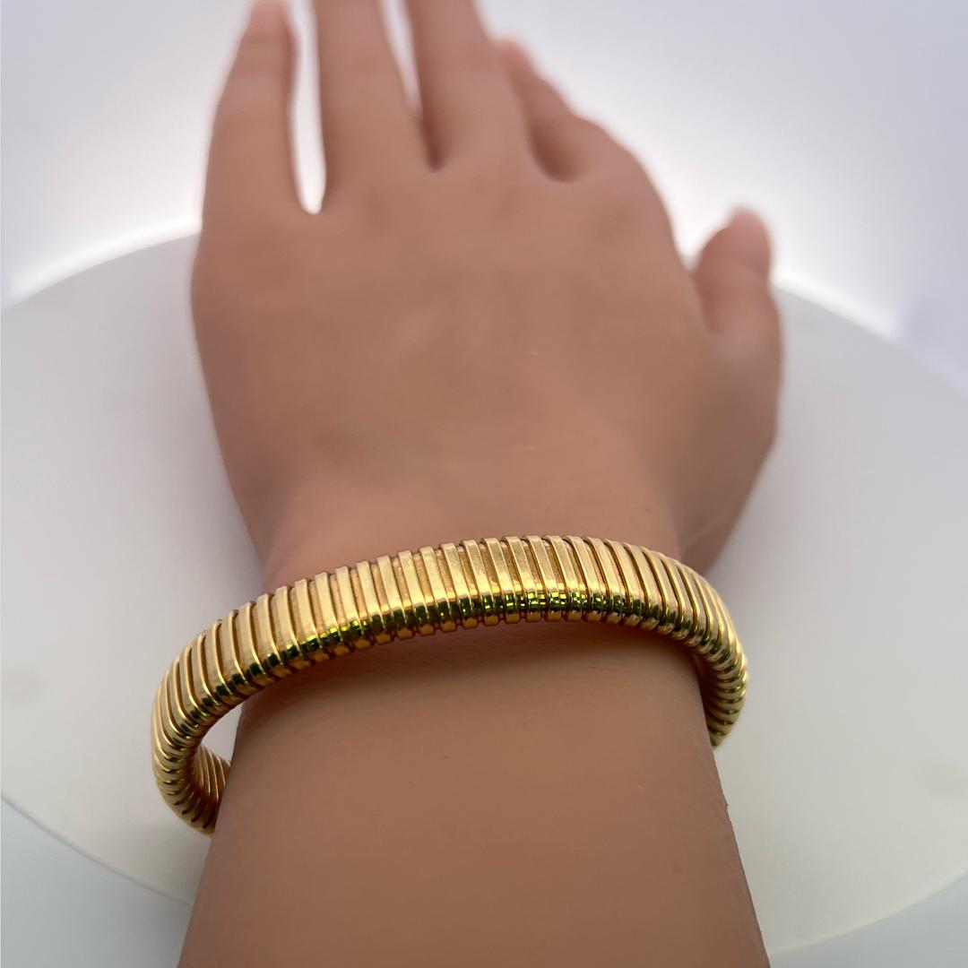 8K Yellow Gold Omega Bracelet – Vintage Estate Classic with Modern Elegance