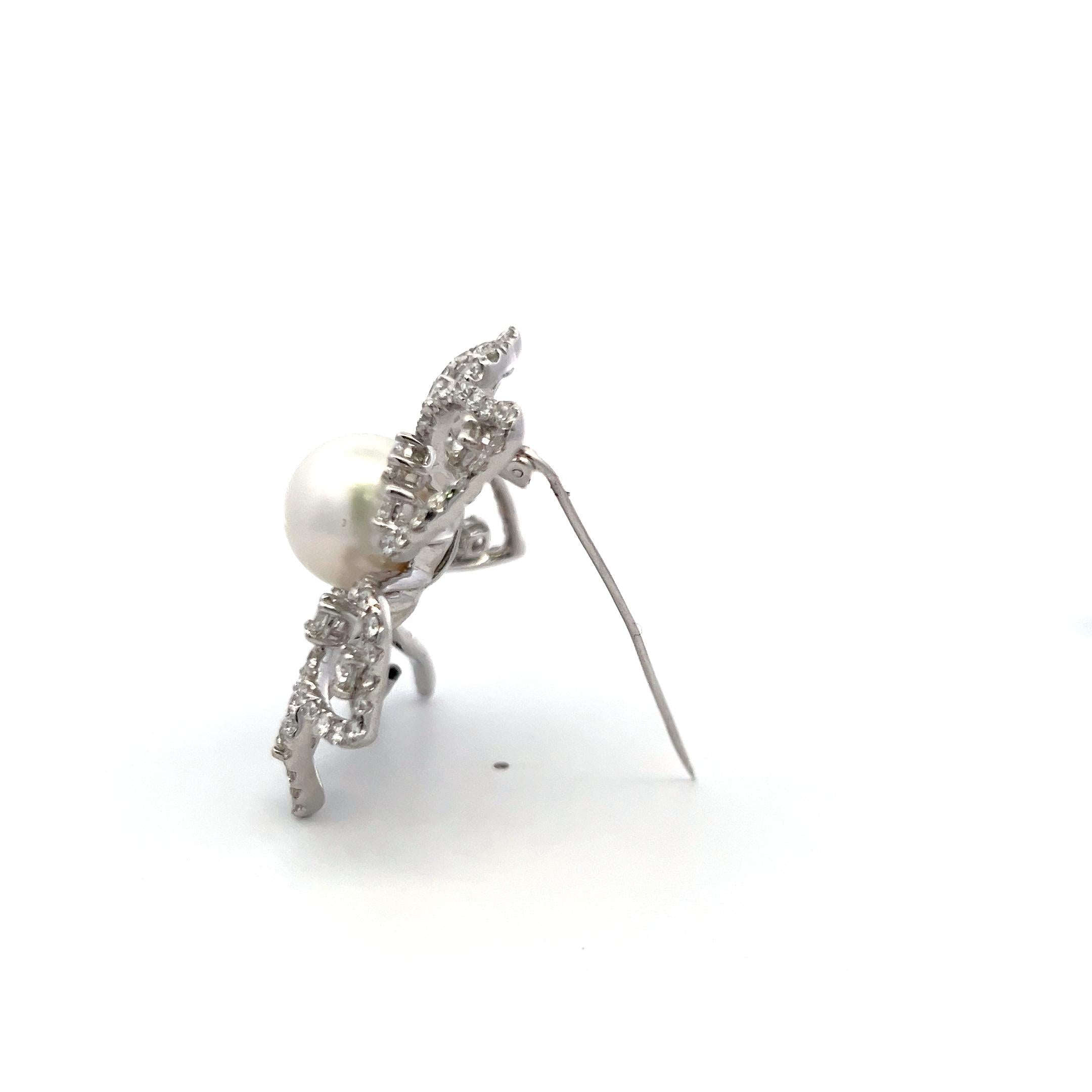 7.50ct Diamond and 15mm Pearl 18K White Gold Vintage Floral Pin Brooch