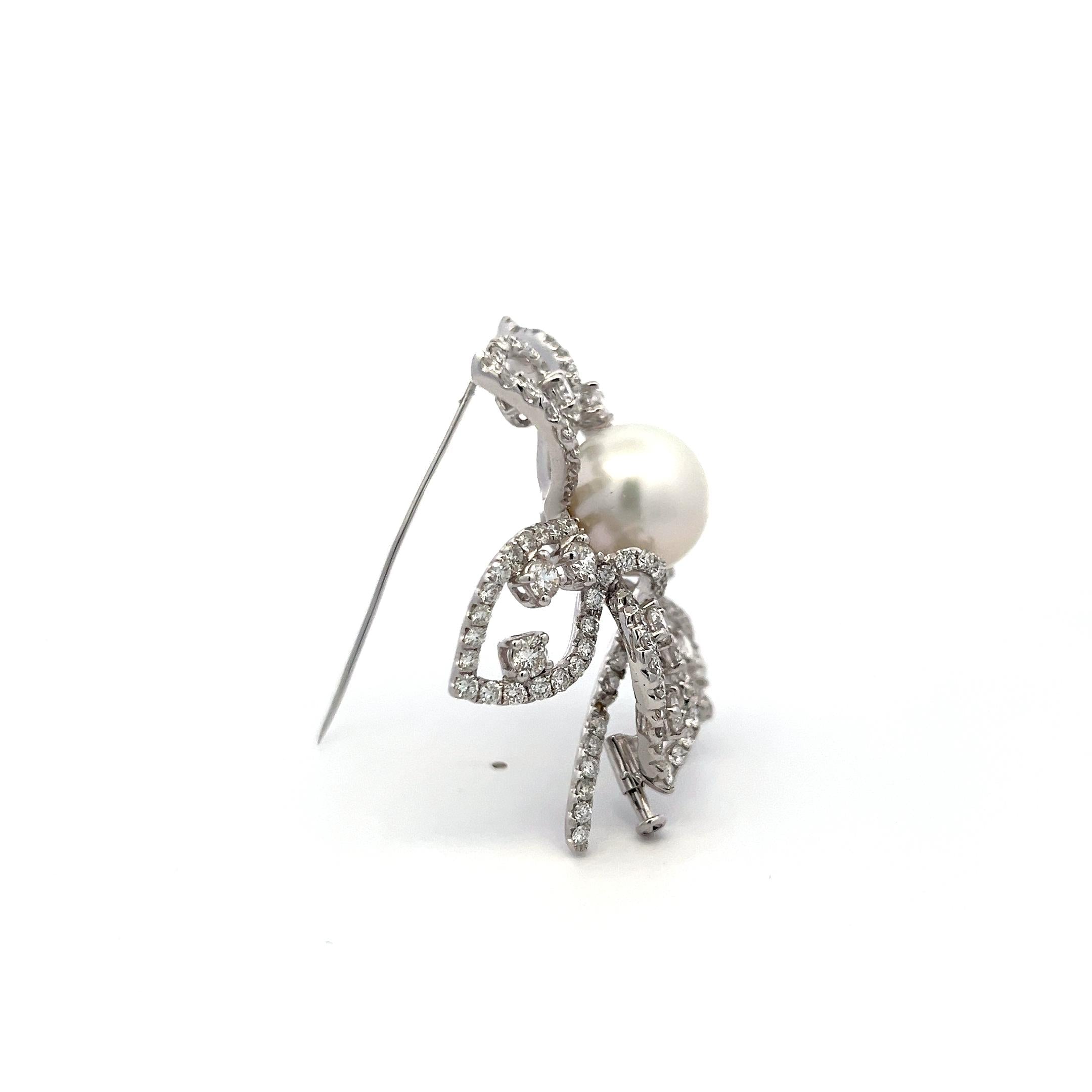 7.50ct Diamond and 15mm Pearl 18K White Gold Vintage Floral Pin Brooch