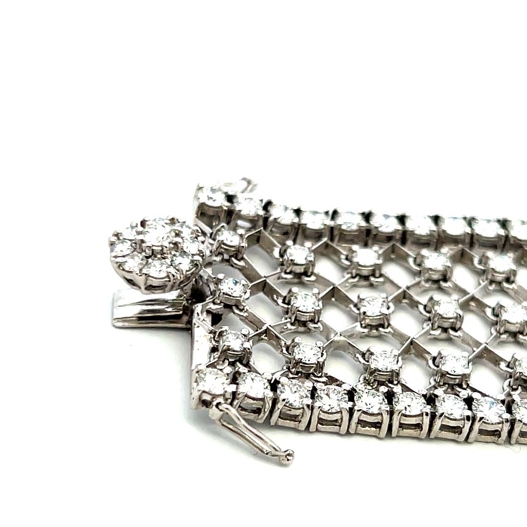 13.00 Carat Round Brilliant Diamond 18K White Gold Wide Mesh Link Bracelet