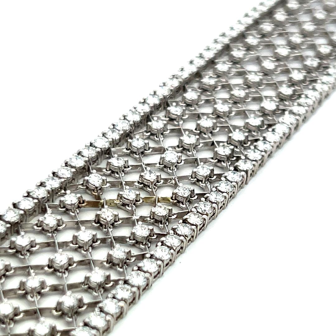 13.00 Carat Round Brilliant Diamond 18K White Gold Wide Mesh Link Bracelet