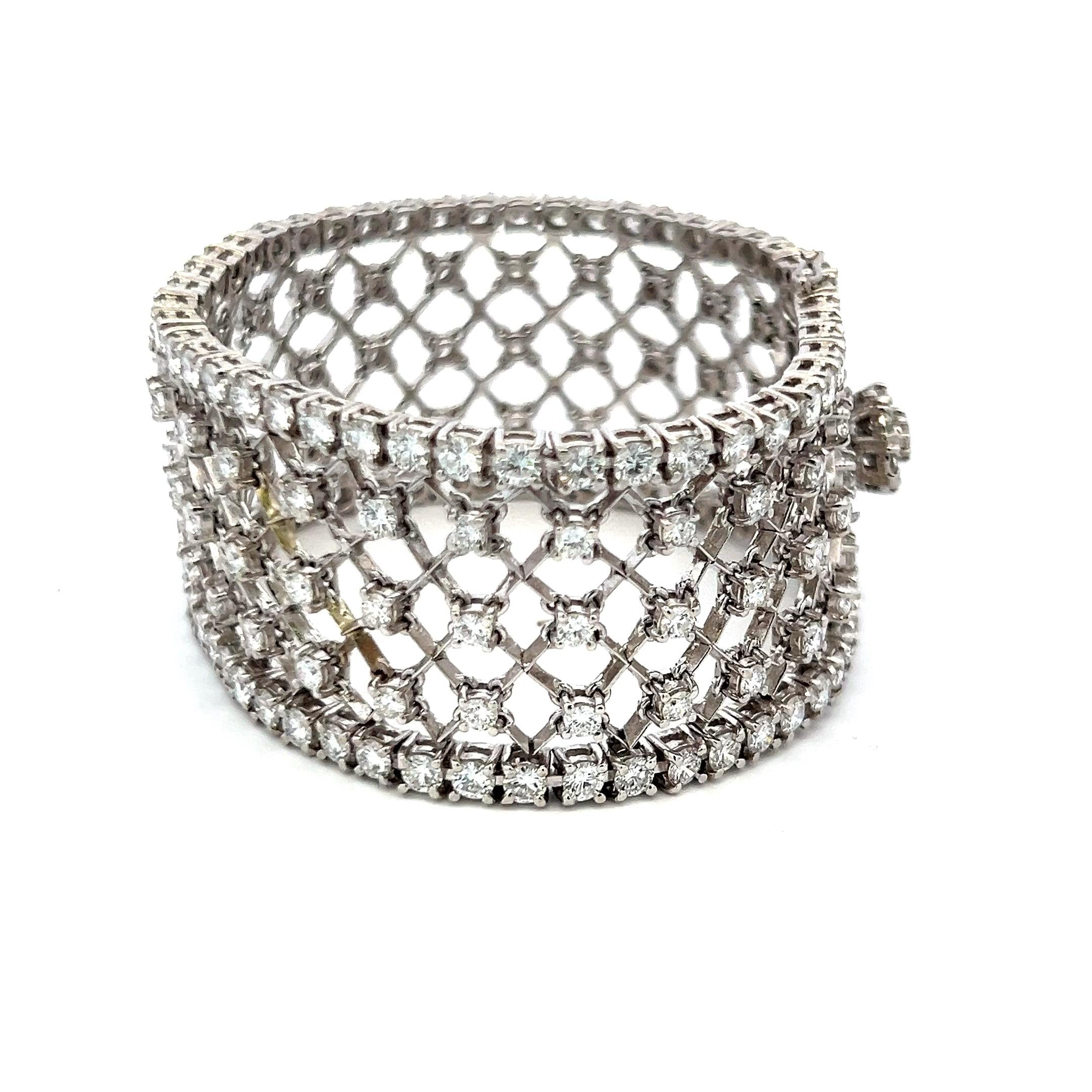 13.00 Carat Round Brilliant Diamond 18K White Gold Wide Mesh Link Bracelet