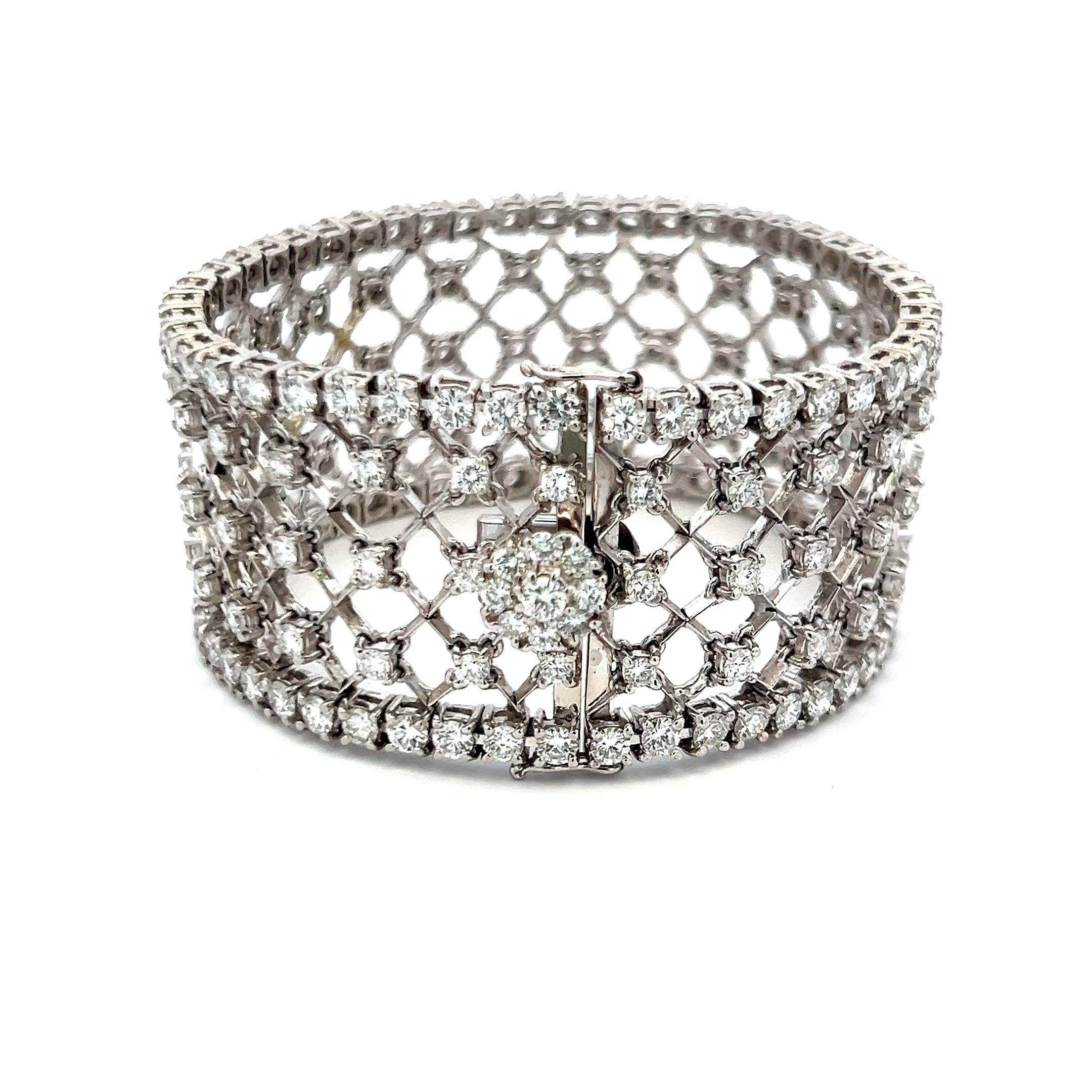 13.00 Carat Round Brilliant Diamond 18K White Gold Wide Mesh Link Bracelet
