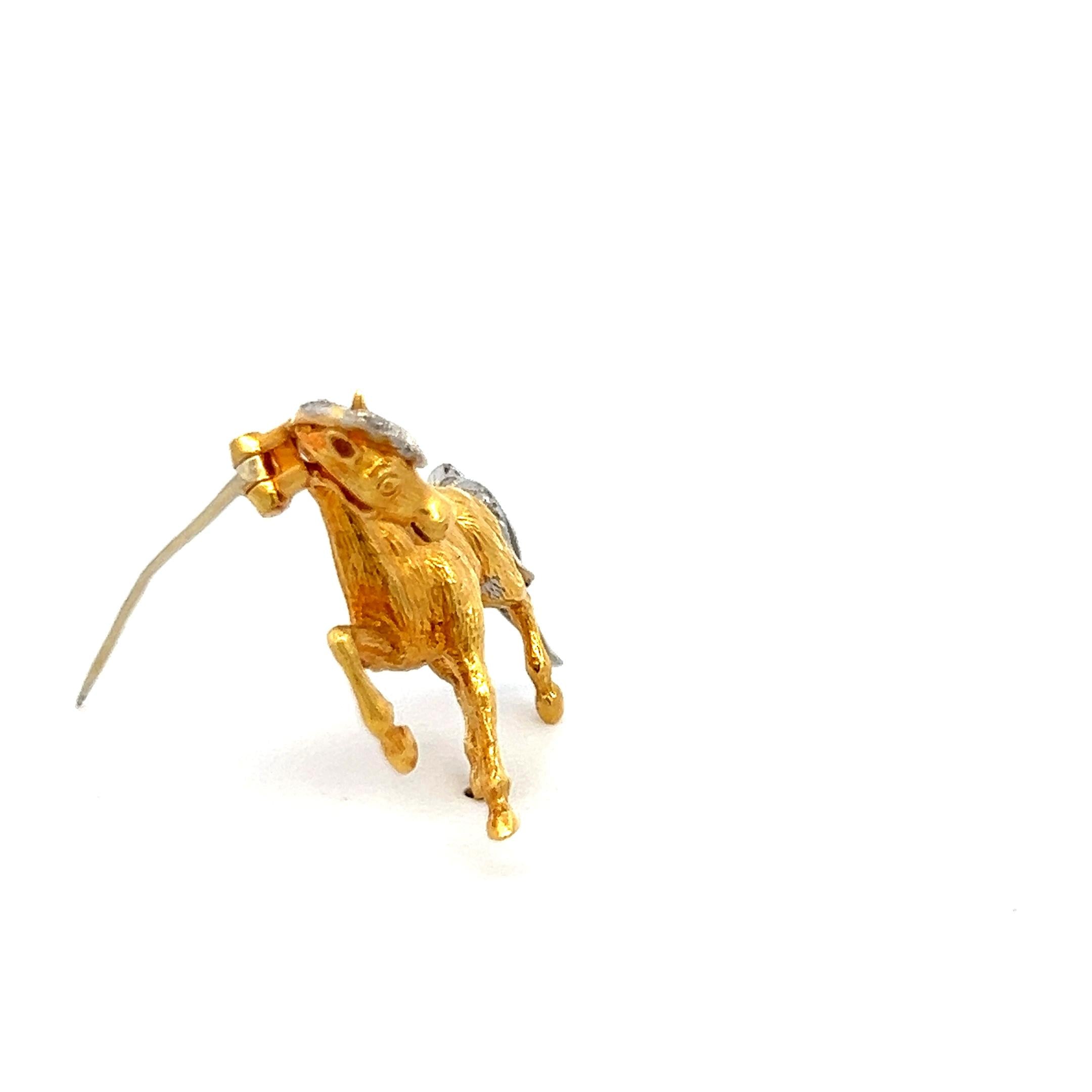 Vintage 18K Two Tone Gold Horse Pin Brooch with 0.09 Carat Round I-SI Diamonds