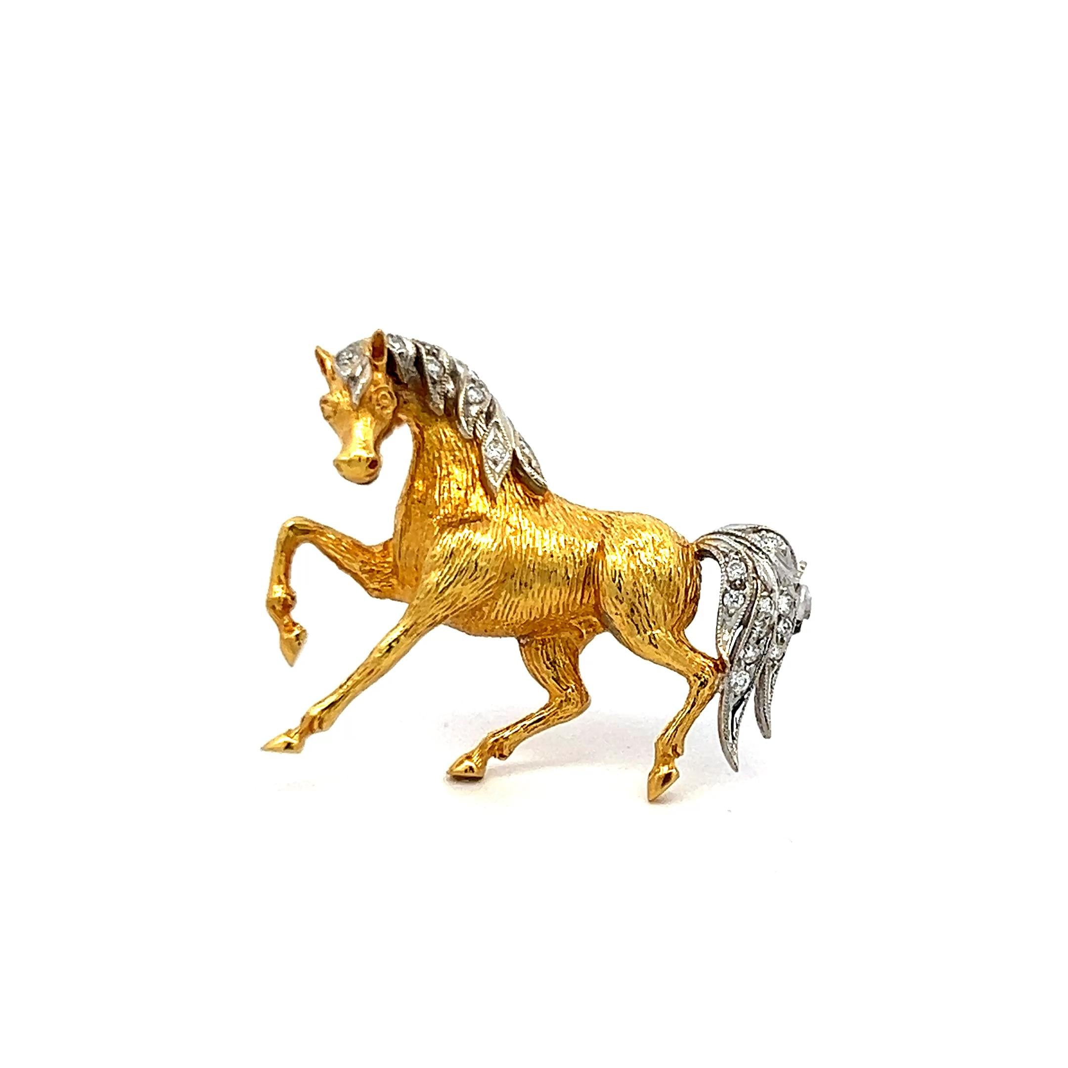 Vintage 18K Two Tone Gold Horse Pin Brooch with 0.09 Carat Round I-SI Diamonds